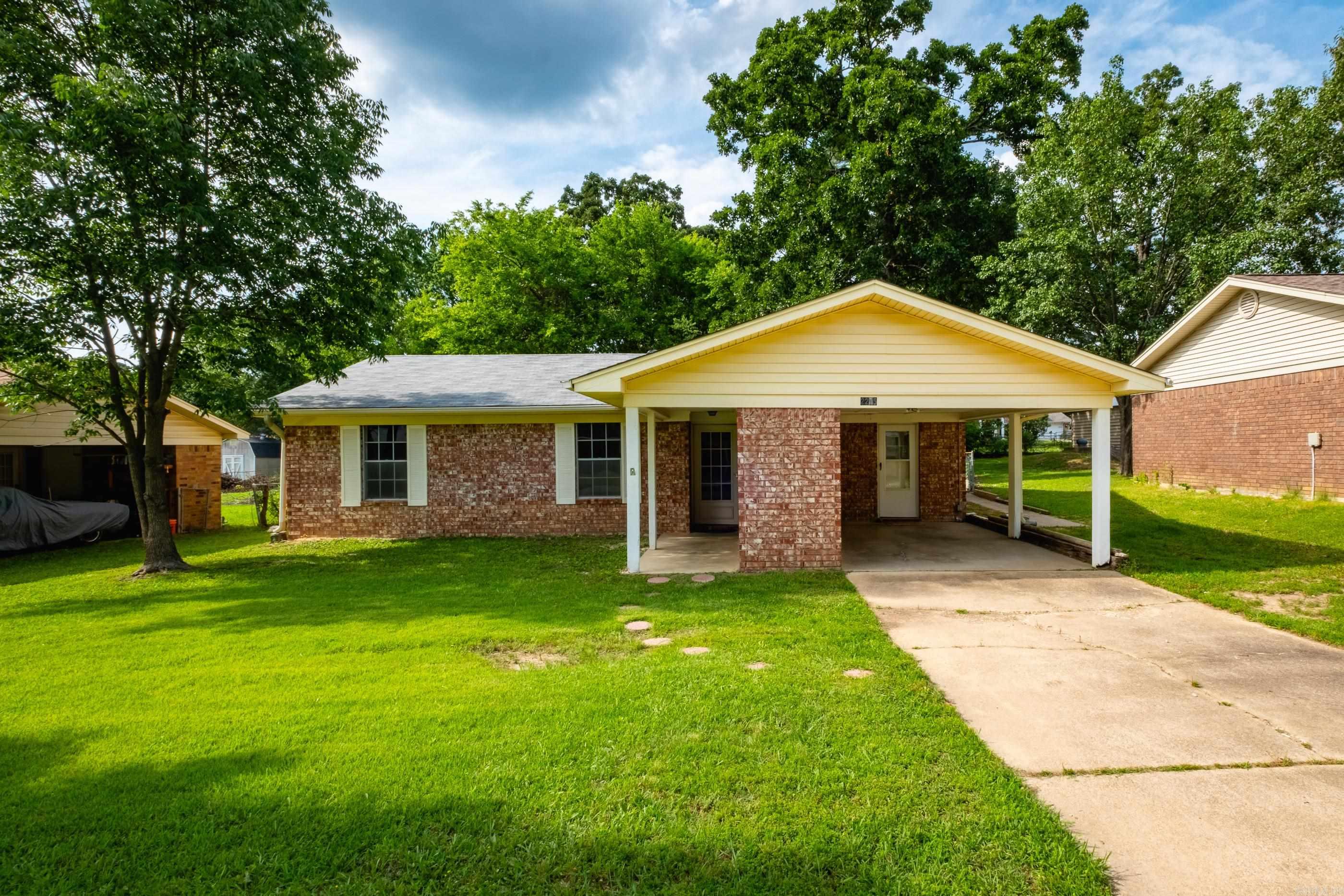Springhill Manor - Residential