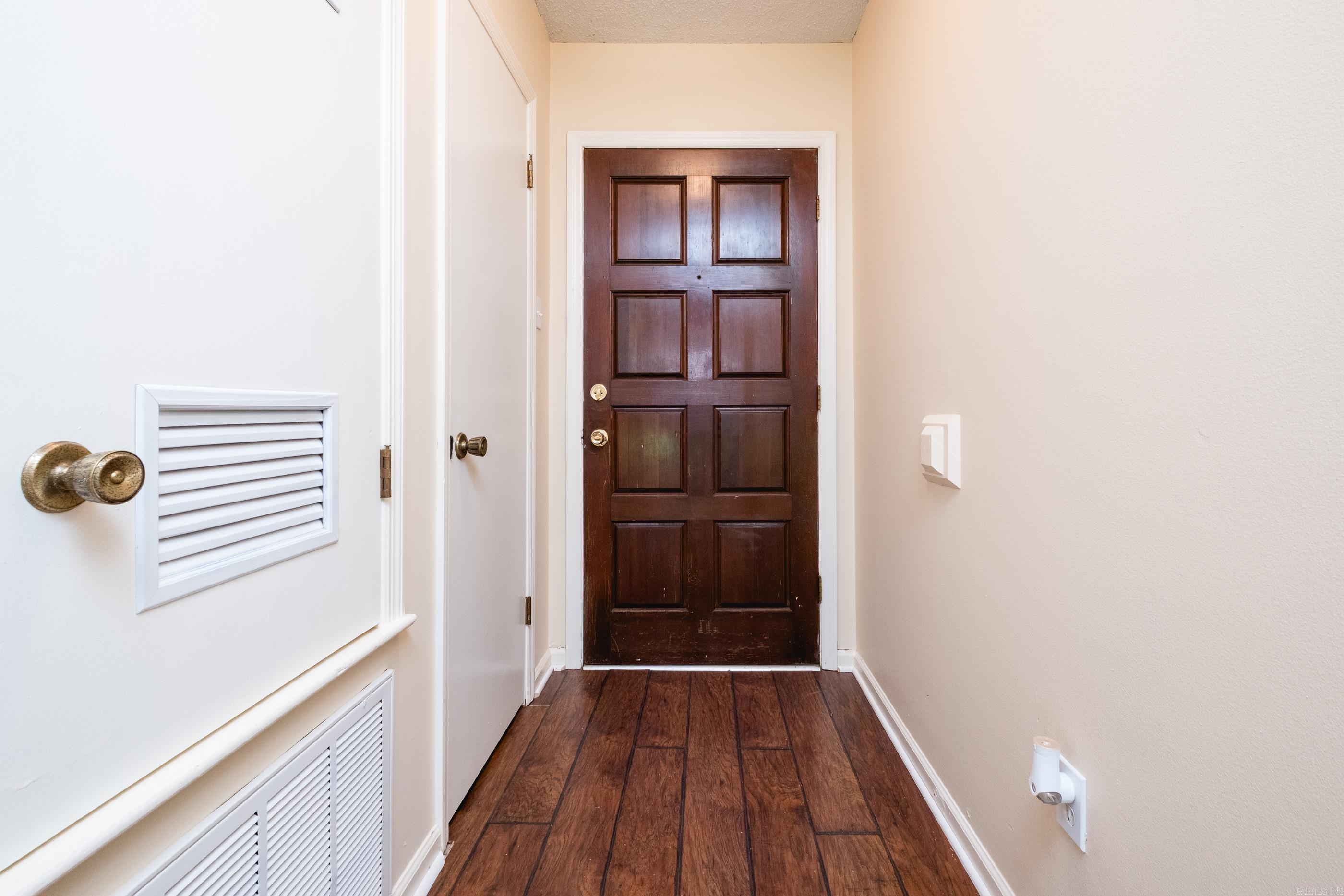 Springhill Manor - Residential