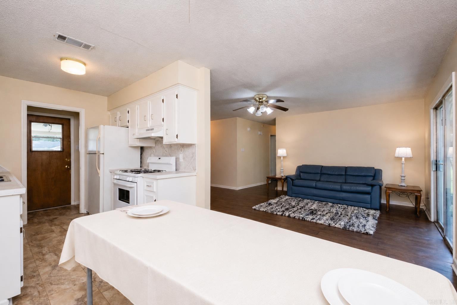 Springhill Manor - Residential