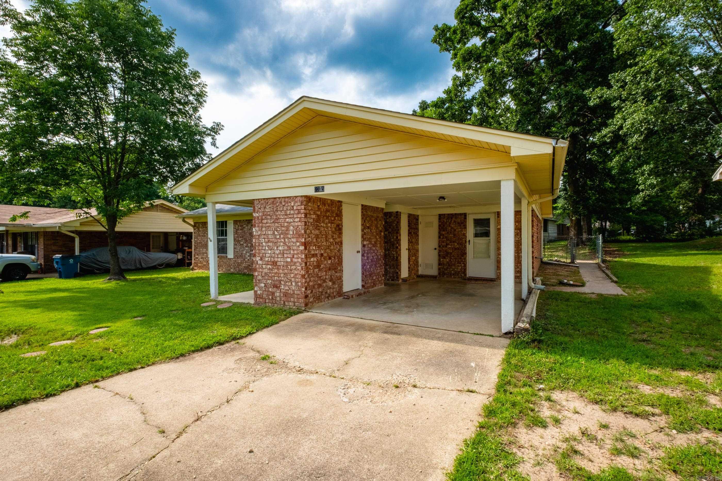 Springhill Manor - Residential