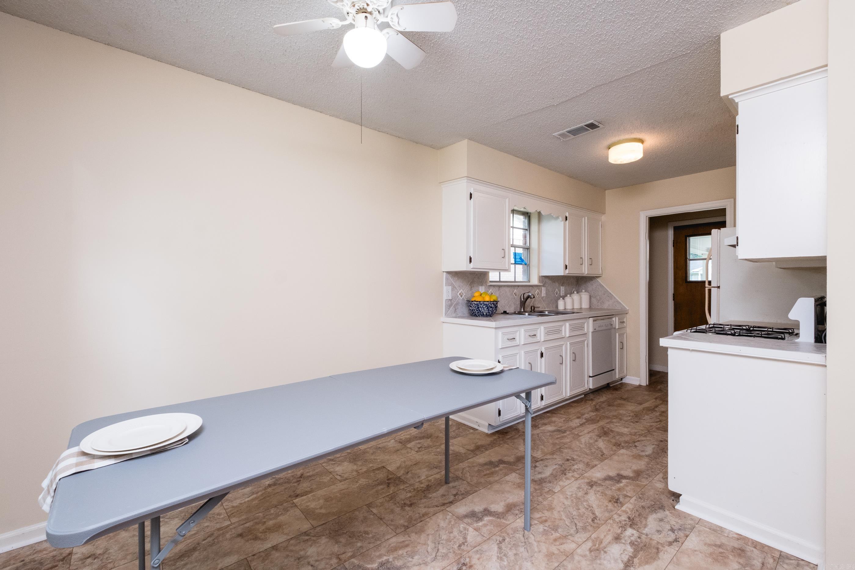 Springhill Manor - Residential