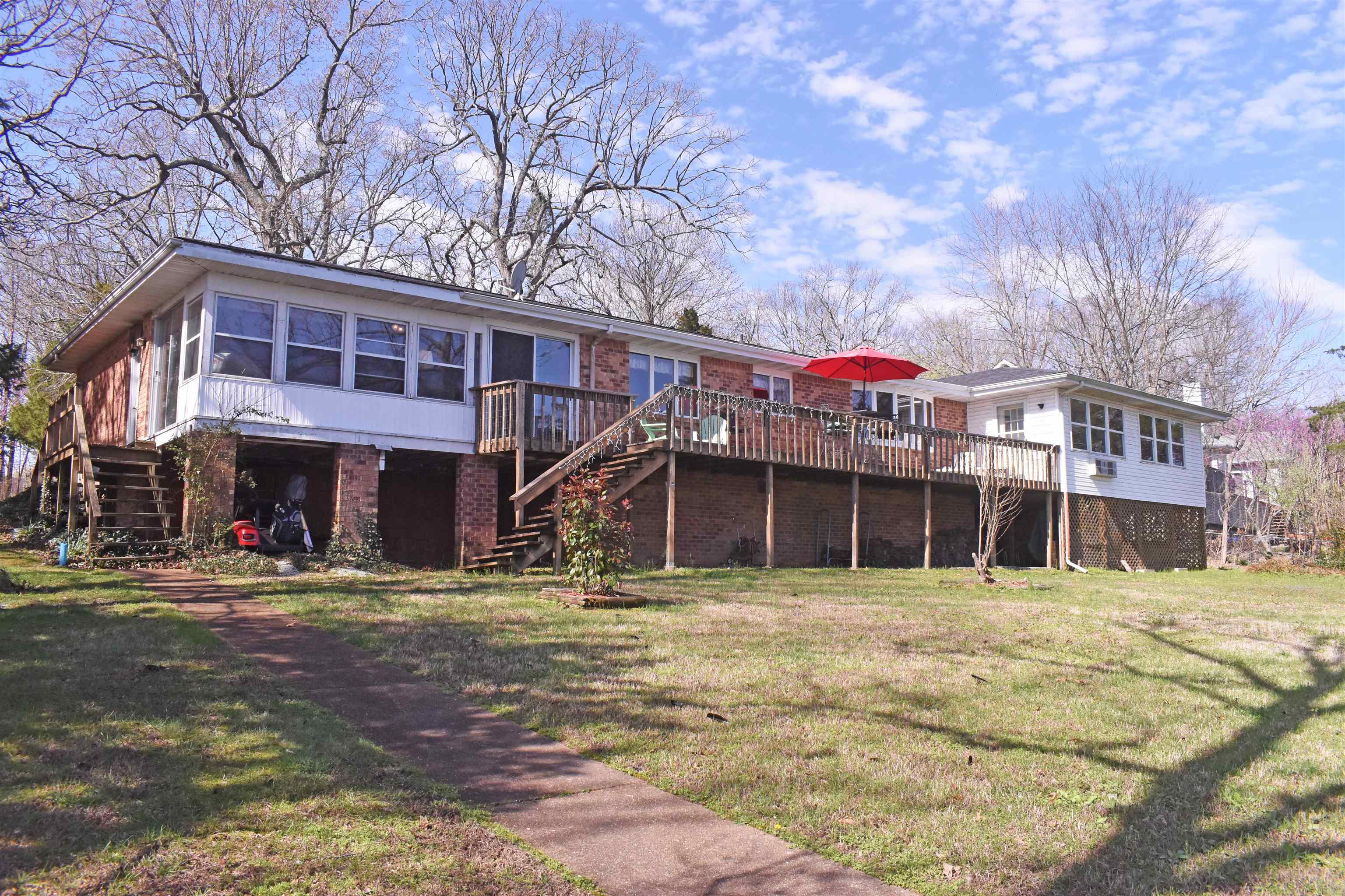 CROWN VIEW - Residential