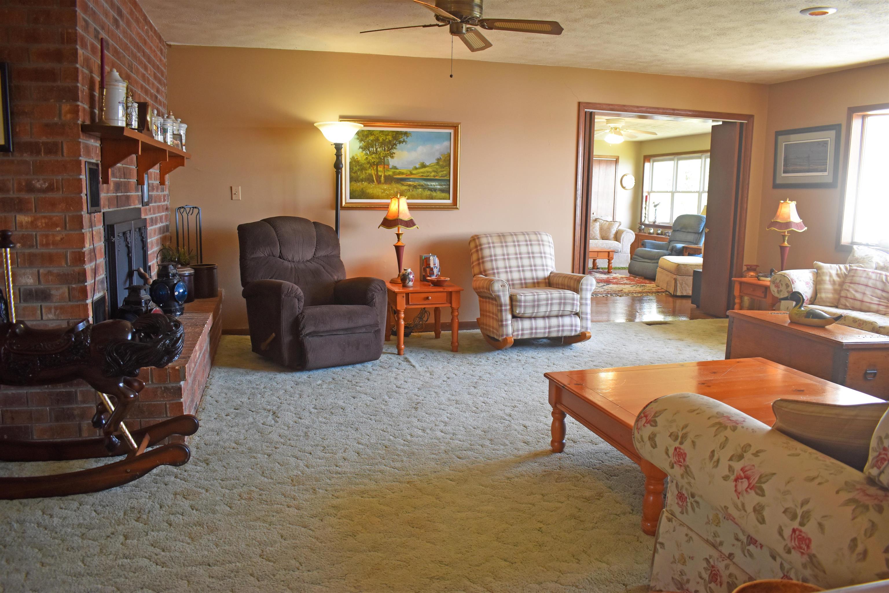 CROWN VIEW - Residential