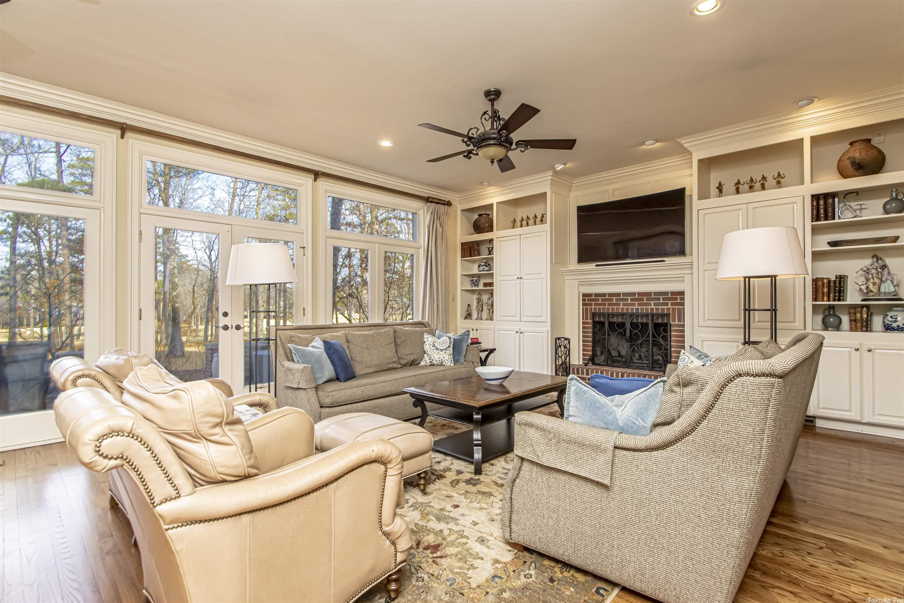 CHENAL VALLEY THE ESTATES - Residential