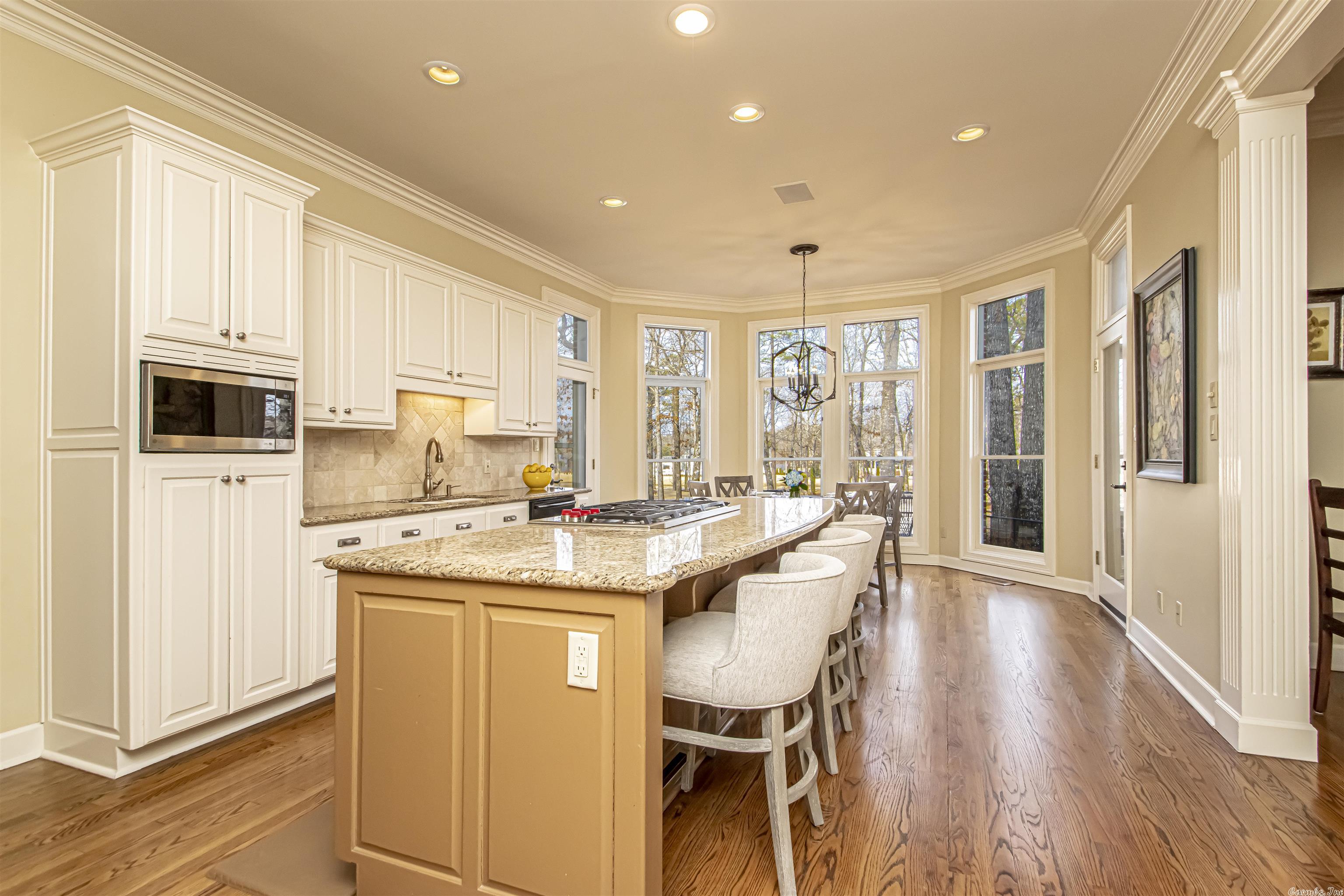 CHENAL VALLEY THE ESTATES - Residential