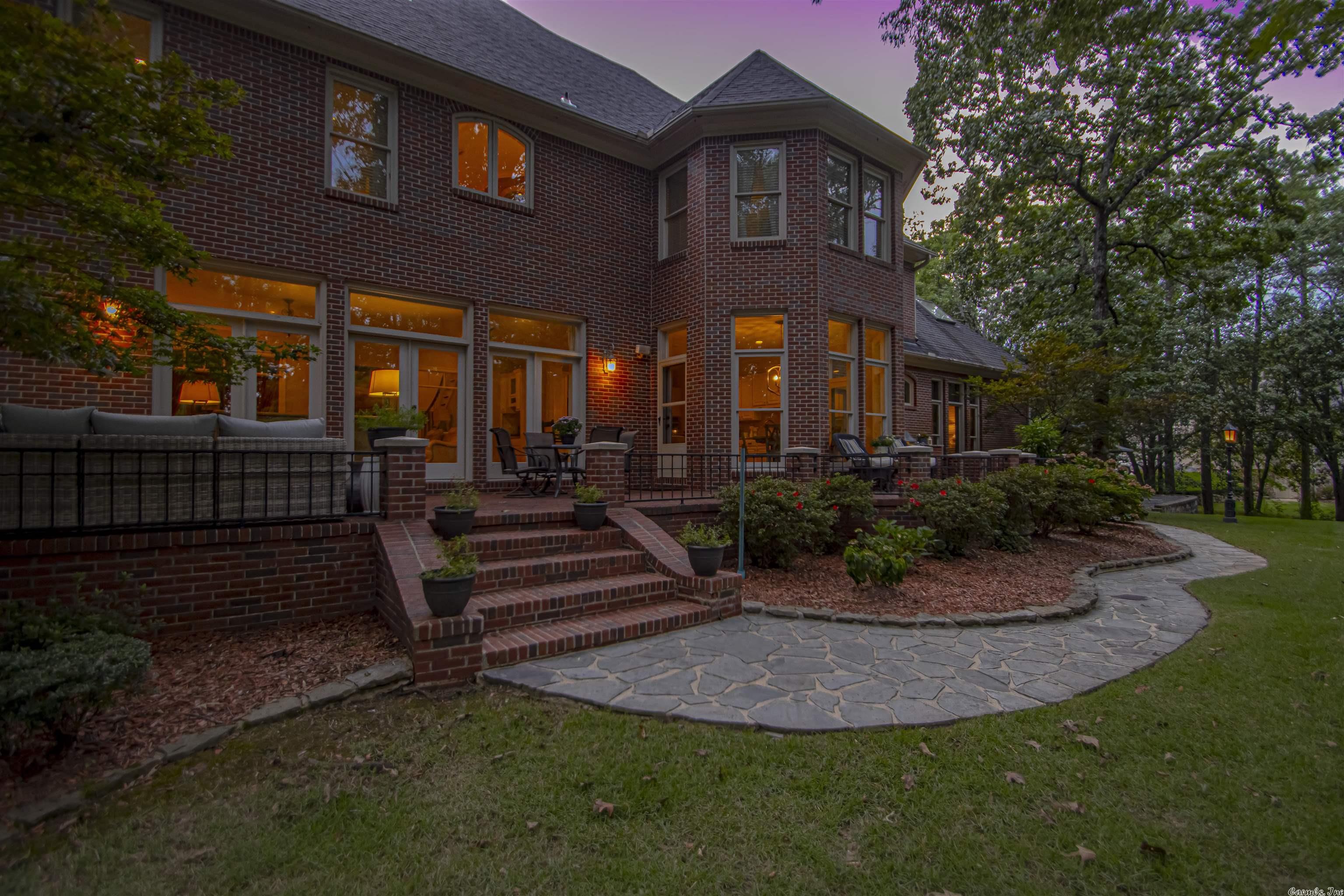 CHENAL VALLEY THE ESTATES - Residential