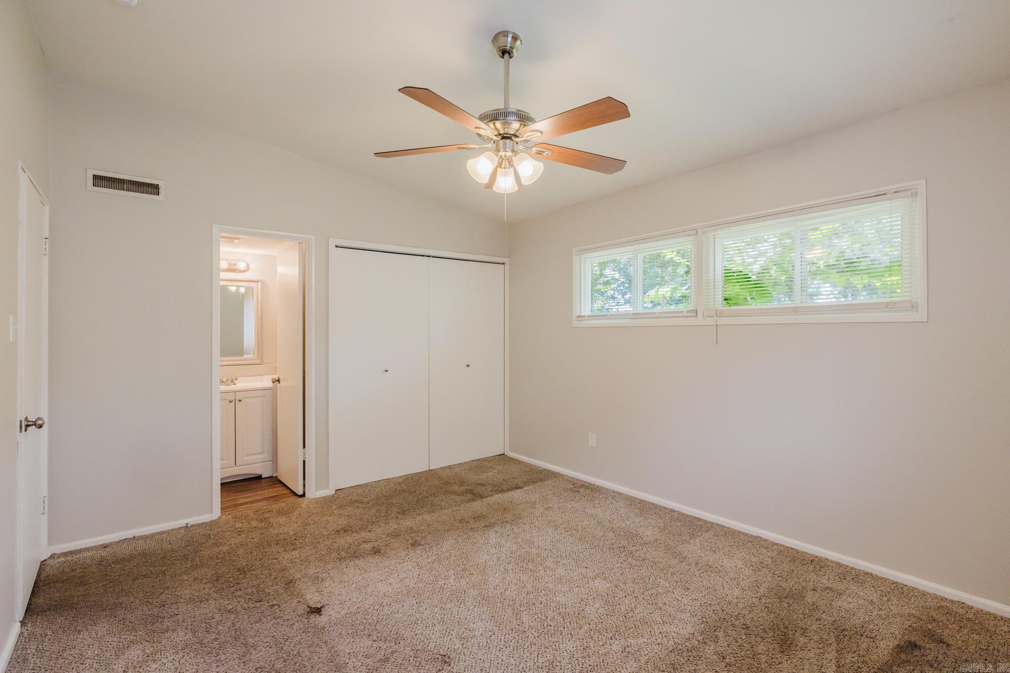 MEADOWCLIFF - Residential