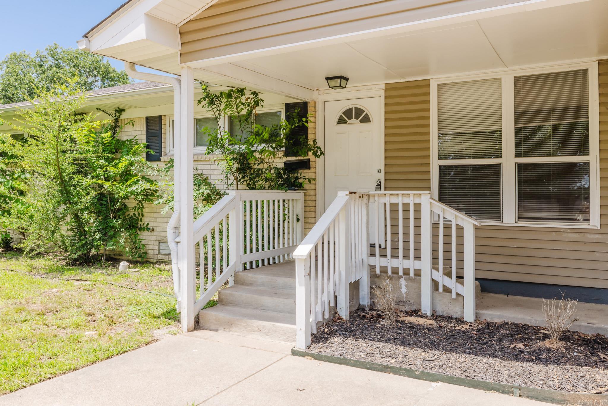 MEADOWCLIFF - Residential