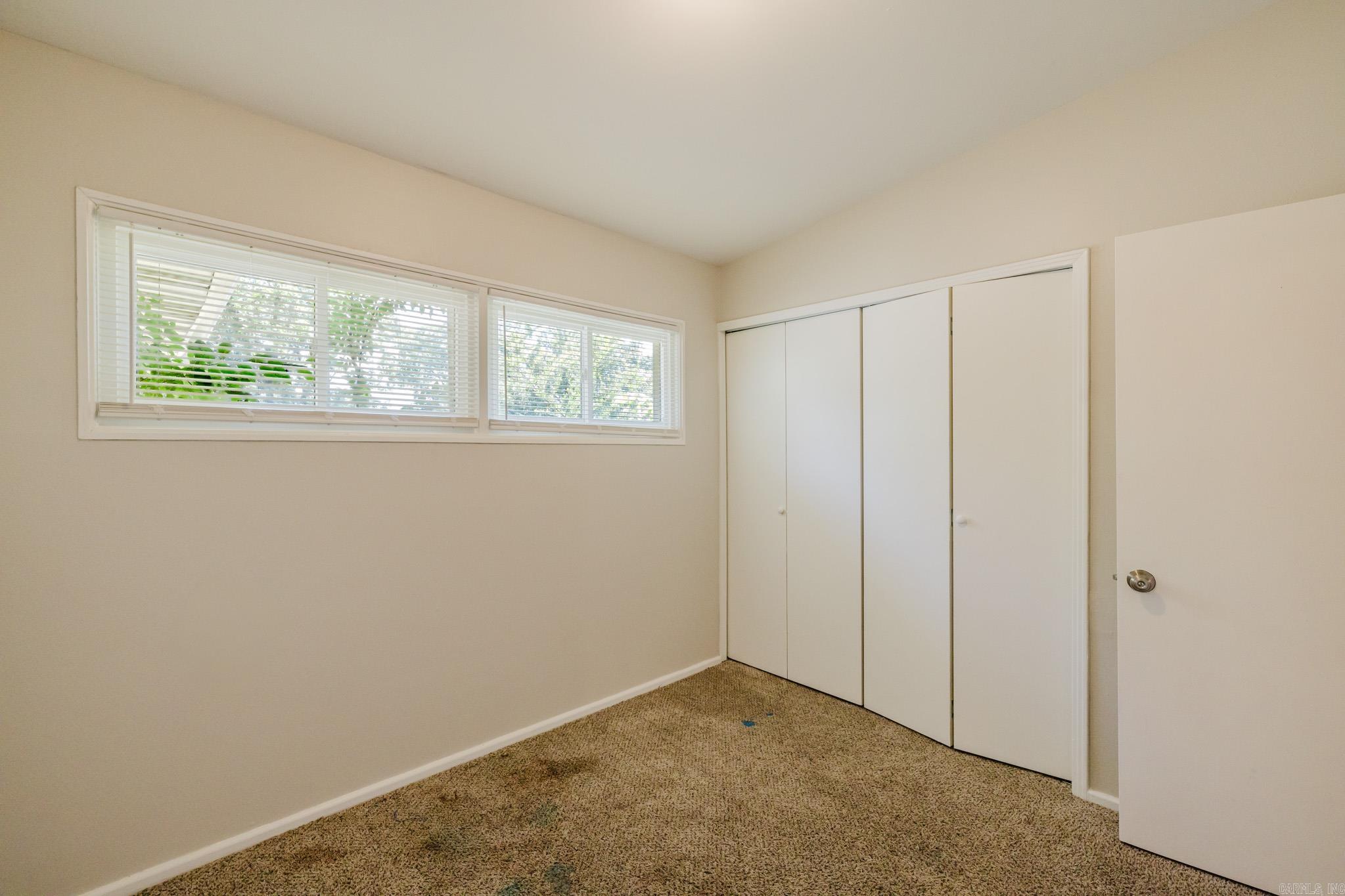 MEADOWCLIFF - Residential
