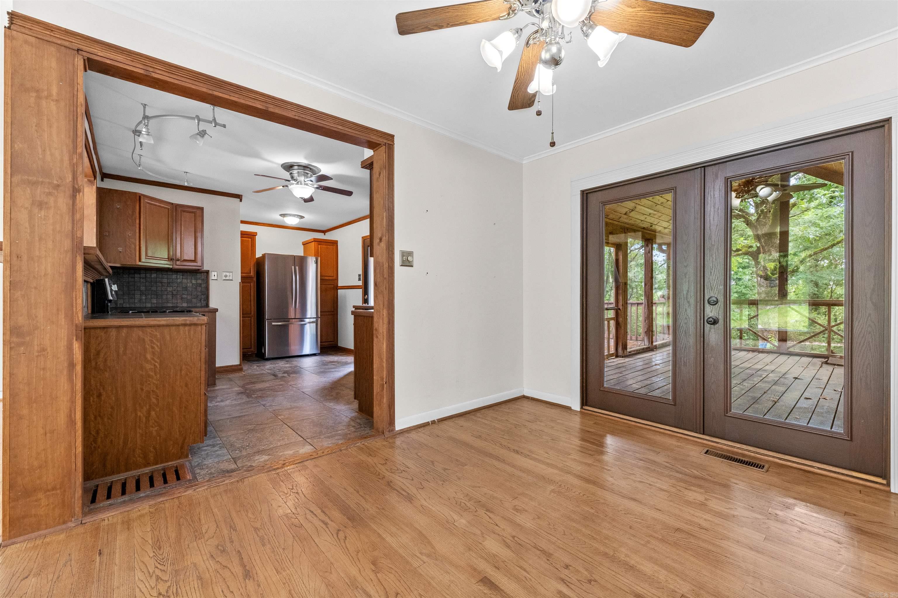 KINGWOOD PLACE - Residential