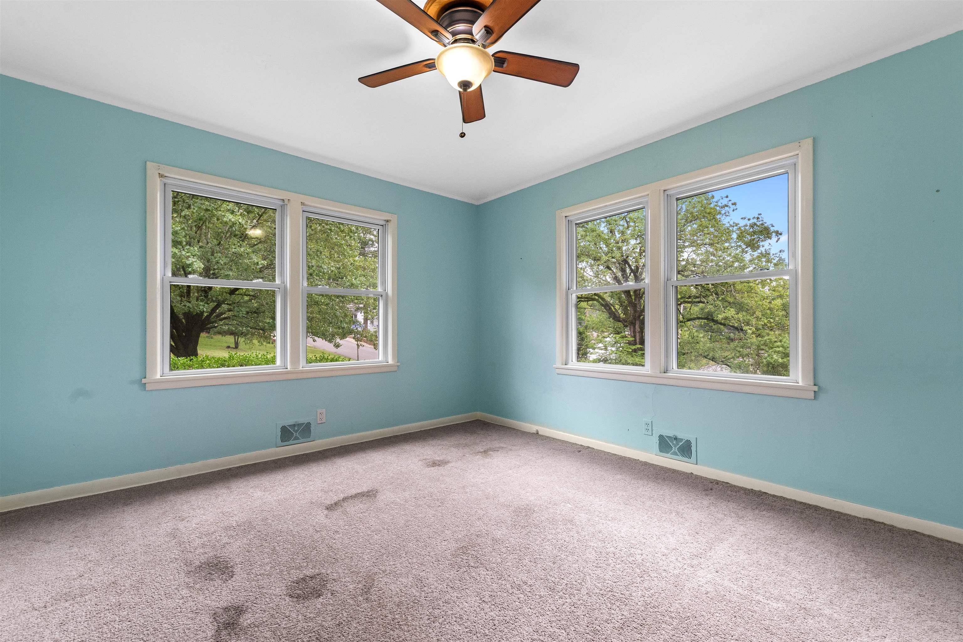 KINGWOOD PLACE - Residential