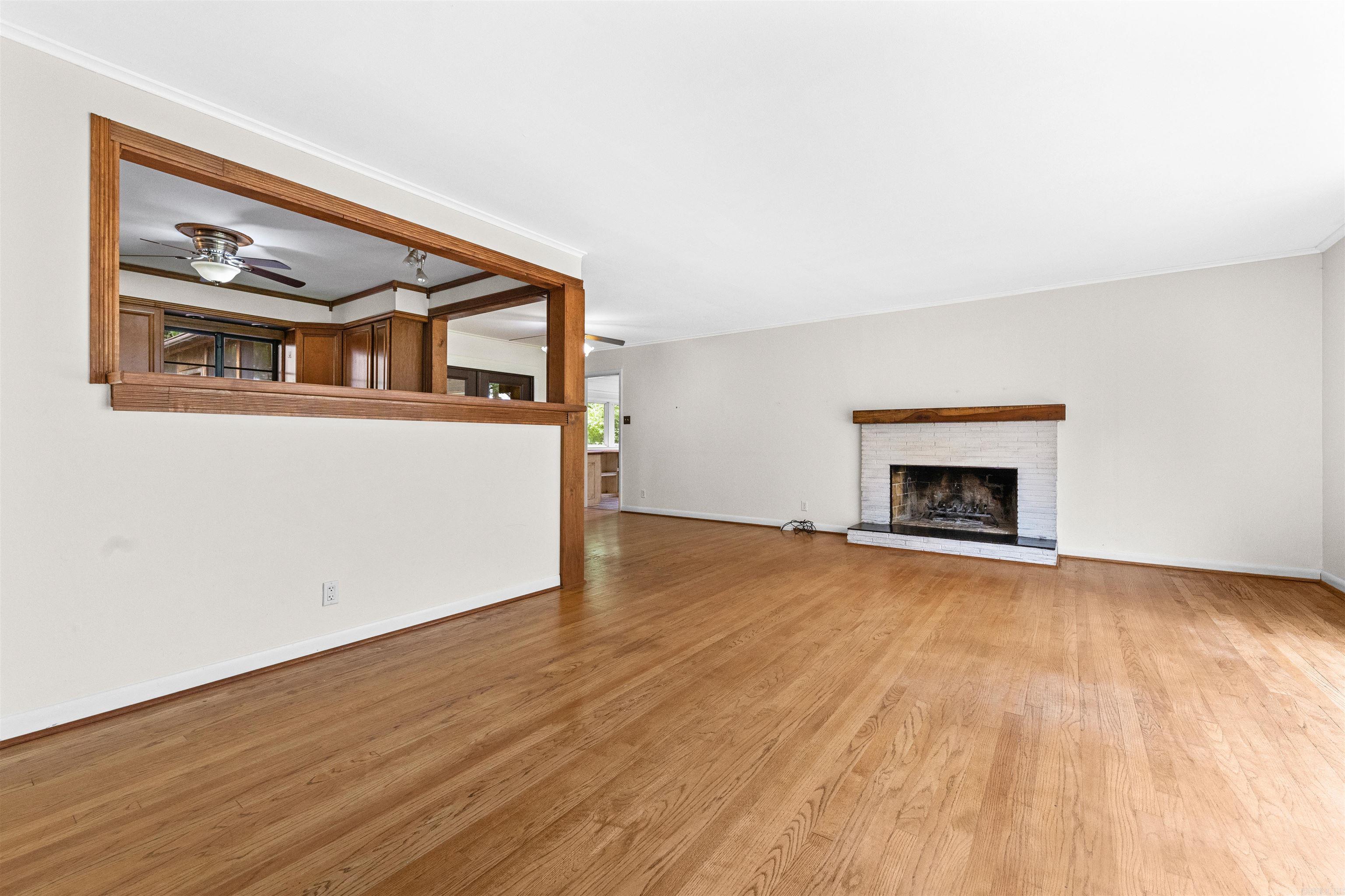 KINGWOOD PLACE - Residential