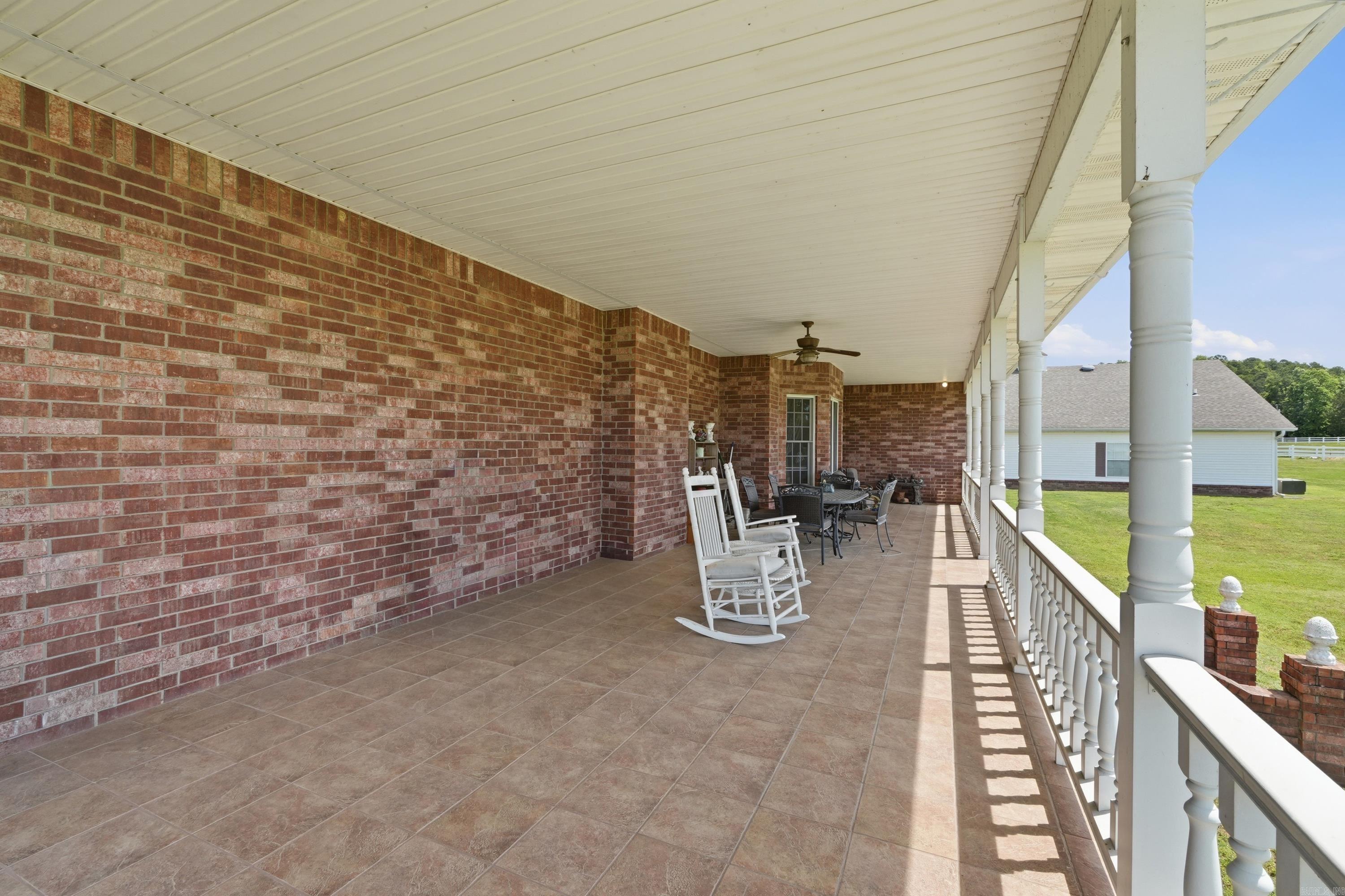 MEADOW BROOK ACRES - Residential