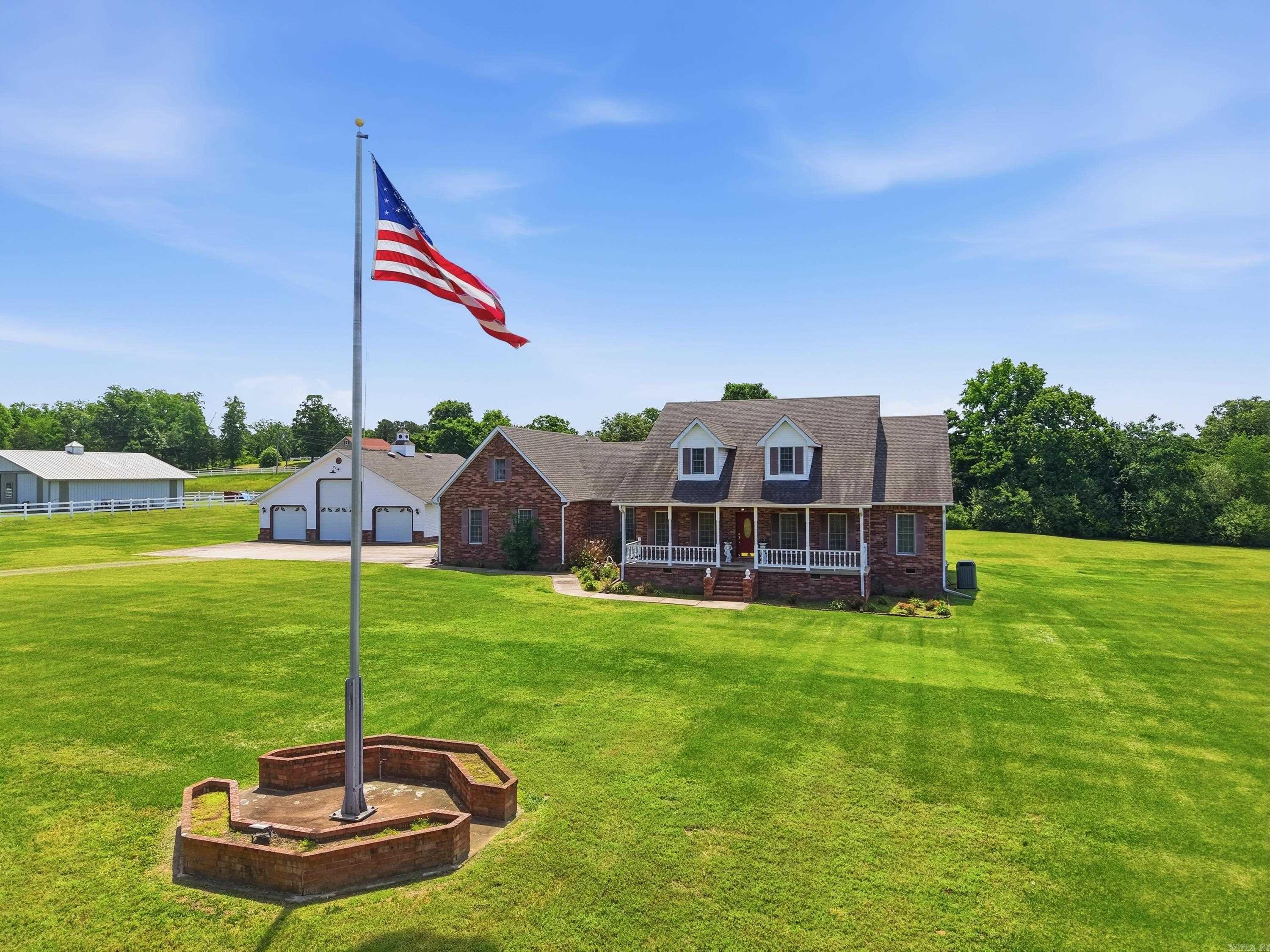 MEADOW BROOK ACRES - Residential