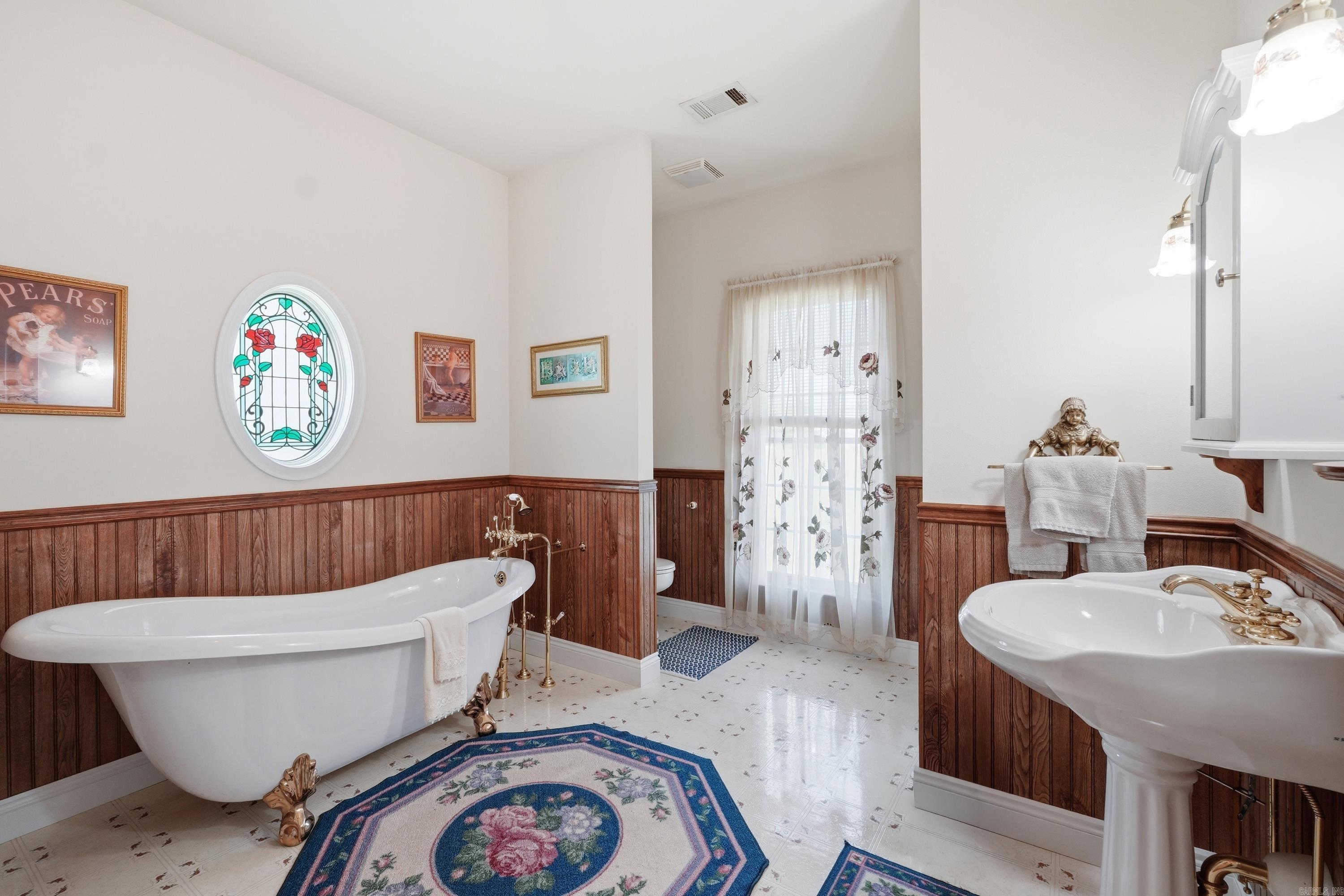 MEADOW BROOK ACRES - Residential