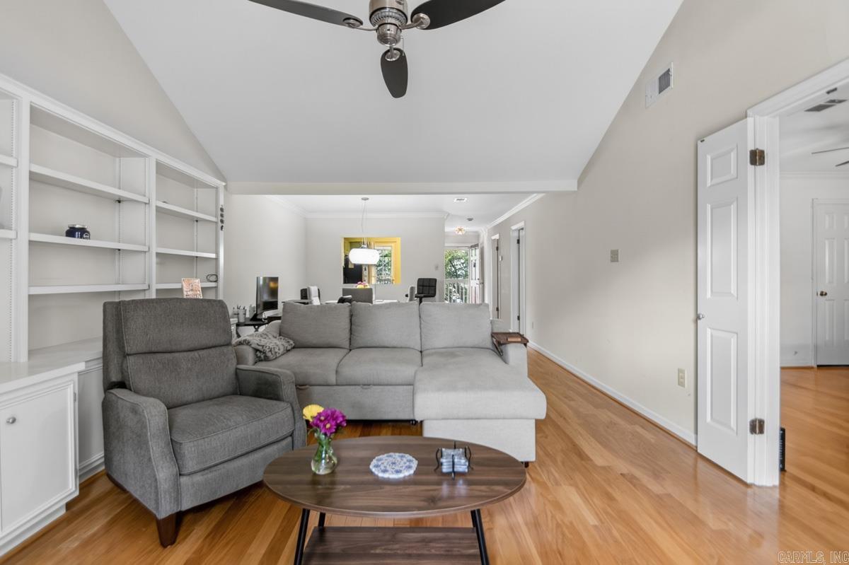 LINDEN COURT CONDO HPR - Residential