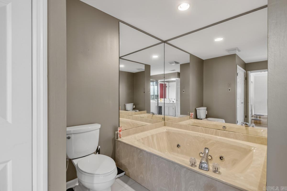 LINDEN COURT CONDO HPR - Residential