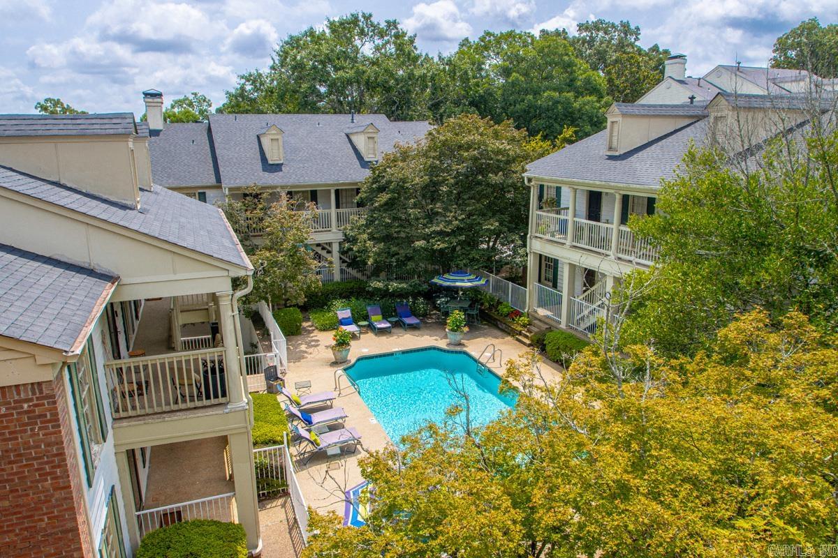 LINDEN COURT CONDO HPR - Residential