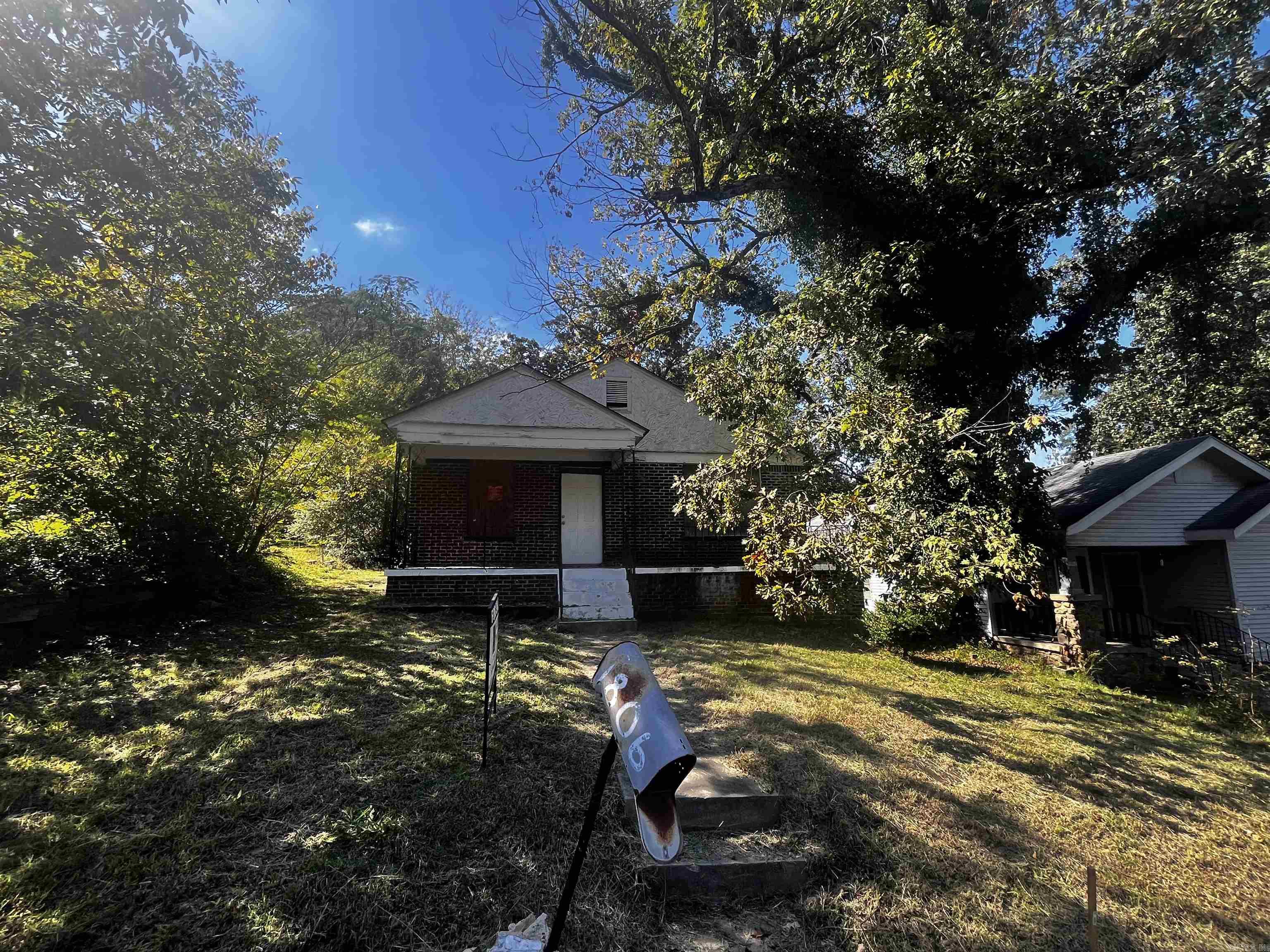 CHICKASAW PLACE - Residential