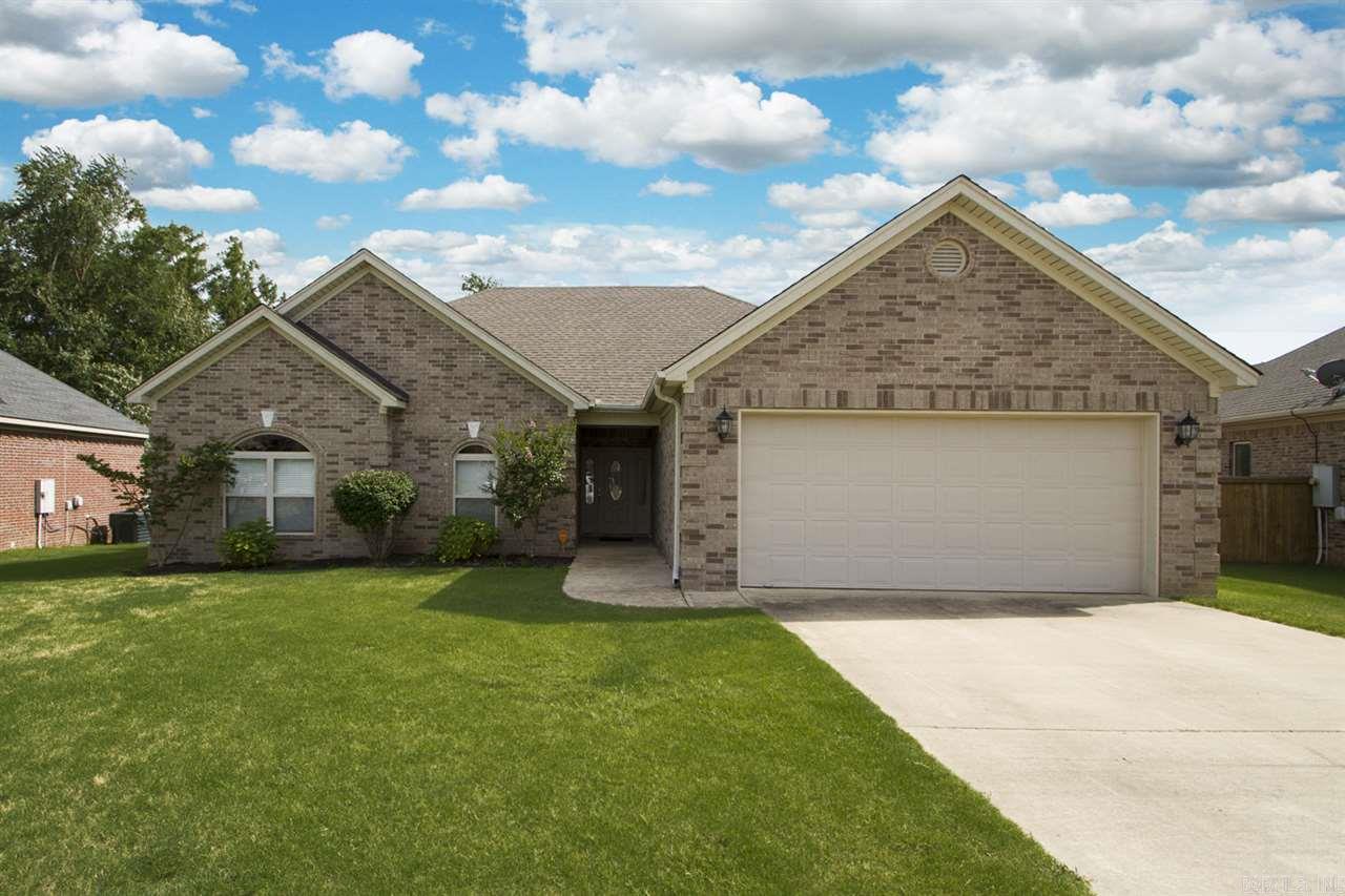 Gorgeous home w/ open floor plan. Master bedroom w/ large windows, huge En Suite and walk in closet.  There are 3 bedrooms on other side of home with an additional sun room off of back bedroom.  The efficient kitchen opens up to the living and dining area with a pantry in large laundry room. Beautiful wood floors, neutral colors, granite counters, vaulted ceilings and more are just a few of the features that make this home great. Top it off with a gorgeous view of Indianhead Lake while sitting by the pool!