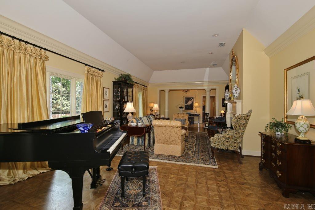 EDGEHILL - Residential