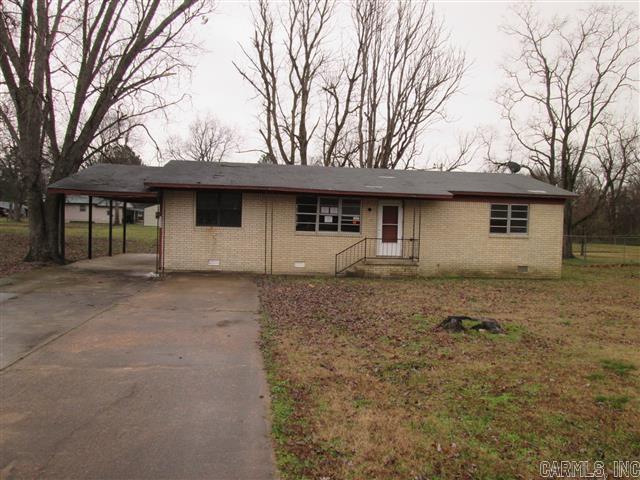 HUD Owned Property: Case 031-327904. HUD Homes are sold As-Is with no representations, warranties or disclosures. Ask your agent for details and submit offers on www.HUDHomeStore.com. Managed by www.ChronosSolutions.com. See agents remarks for additional information and check HUDHomeStore.com for property availability. - 3 BR/2BA home in Bradford with large living room, laundry room, rear deck, carport and large open back yard.