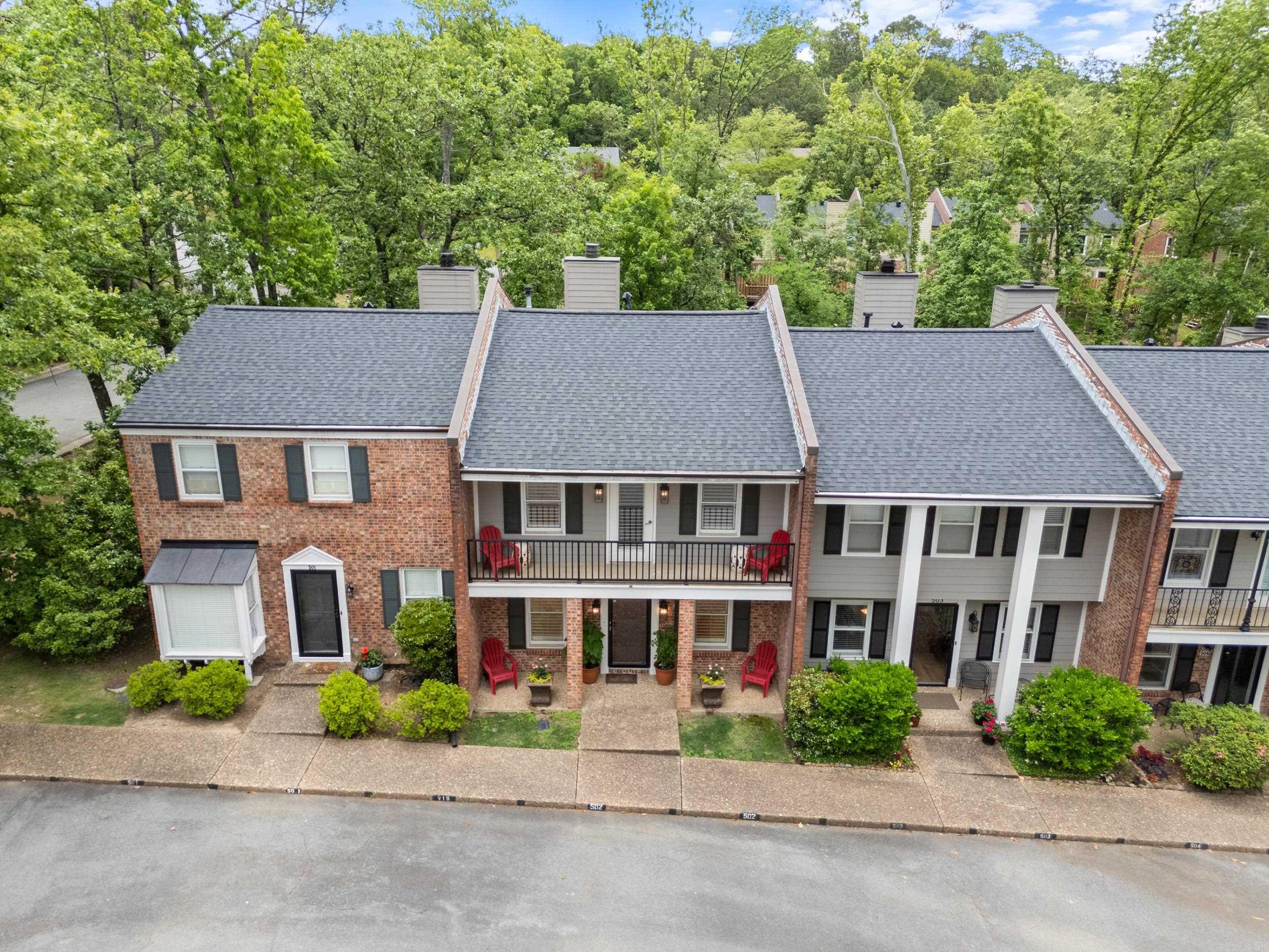 ANDOVER SQUARE - Residential