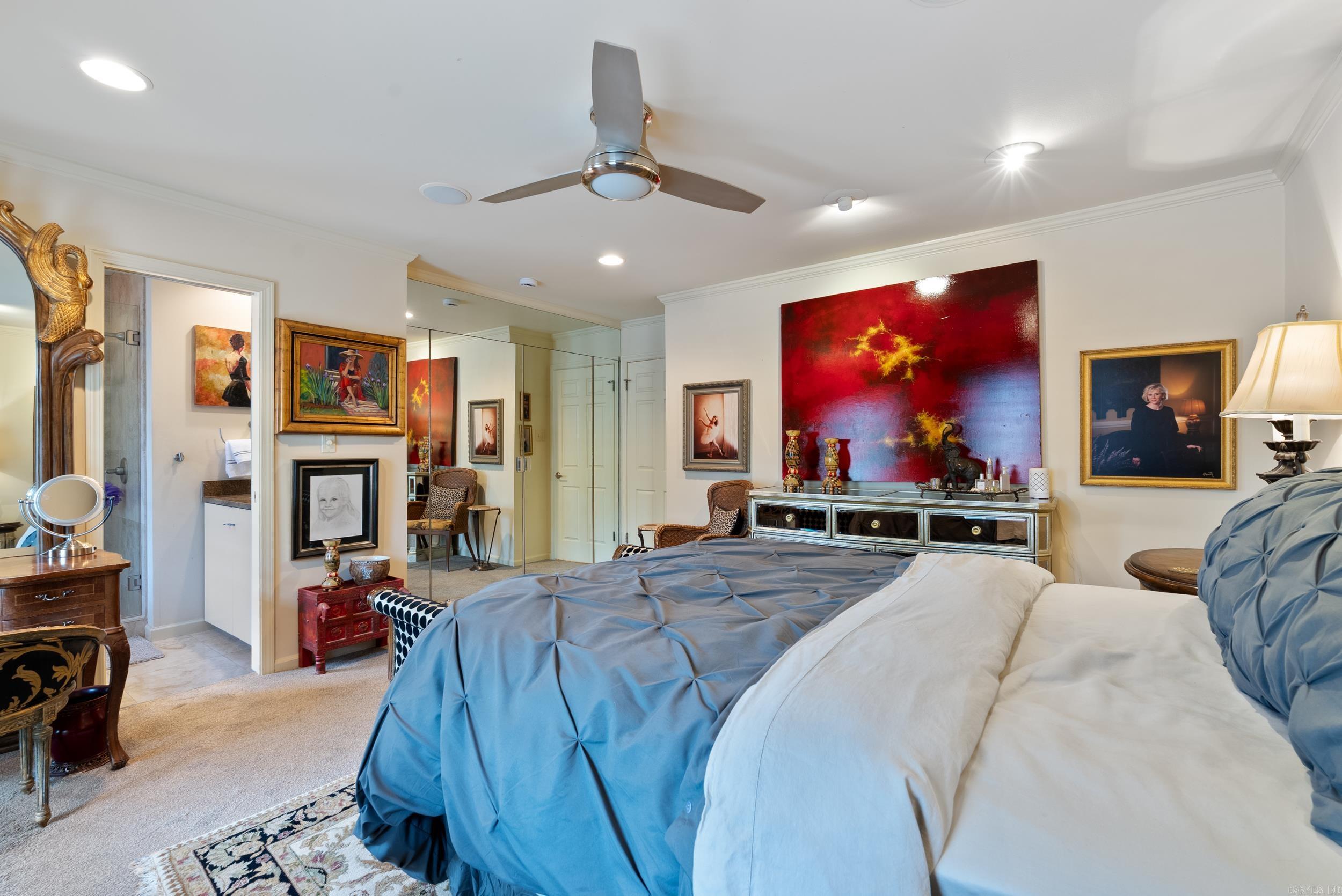 ANDOVER SQUARE - Residential