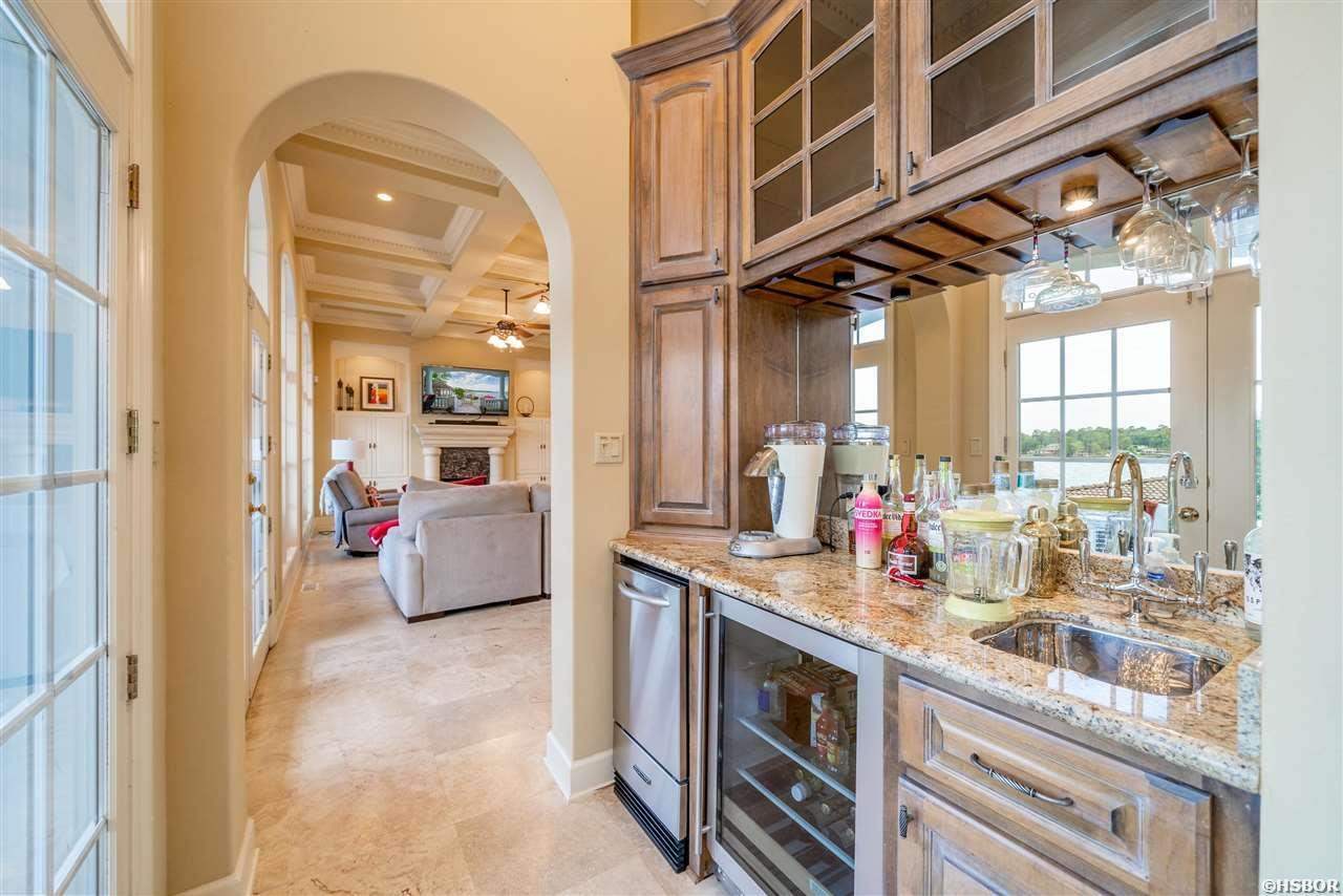 DRIFTWOOD POINT - Residential