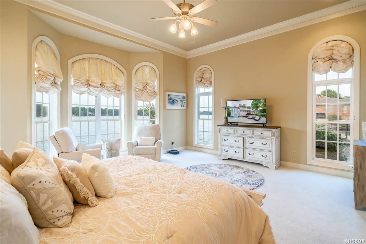 DRIFTWOOD POINT - Residential