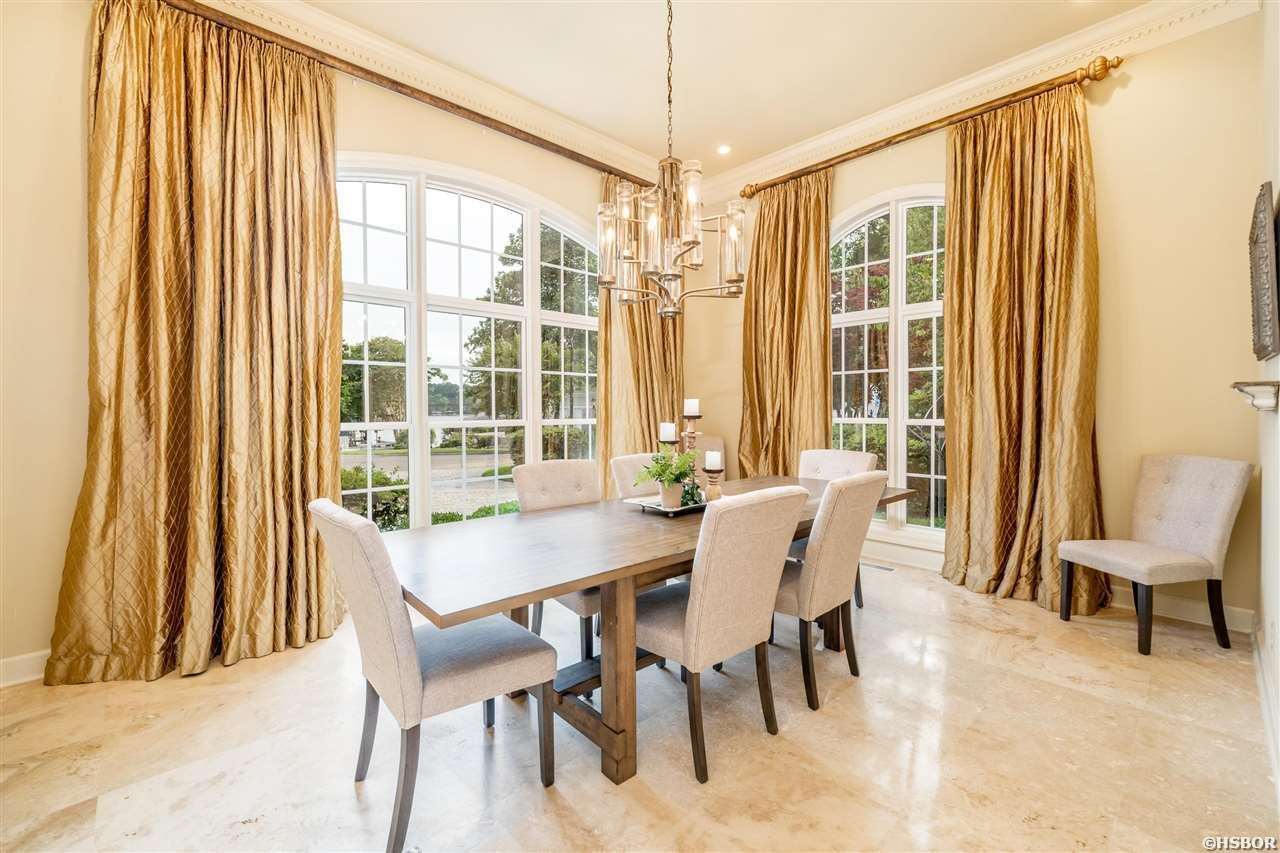 DRIFTWOOD POINT - Residential