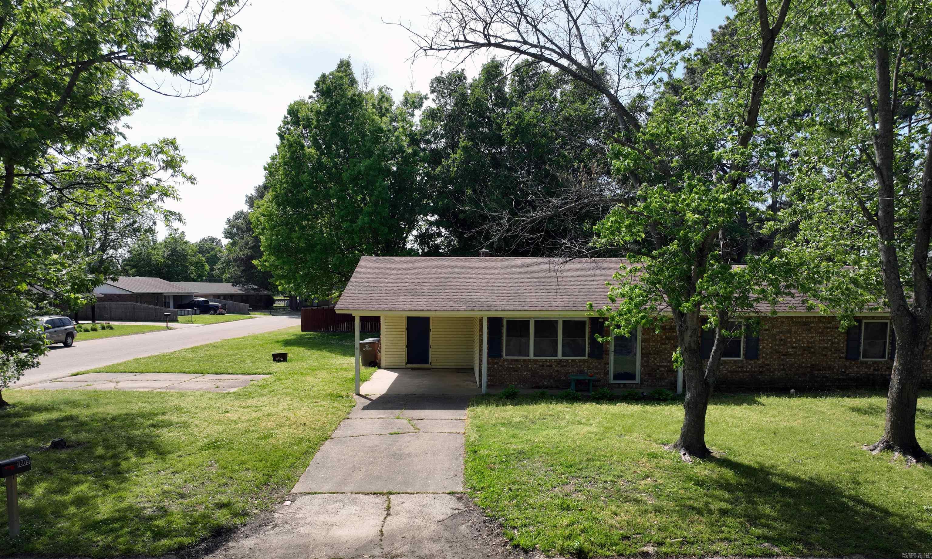 J.L. BRAWNER - Residential