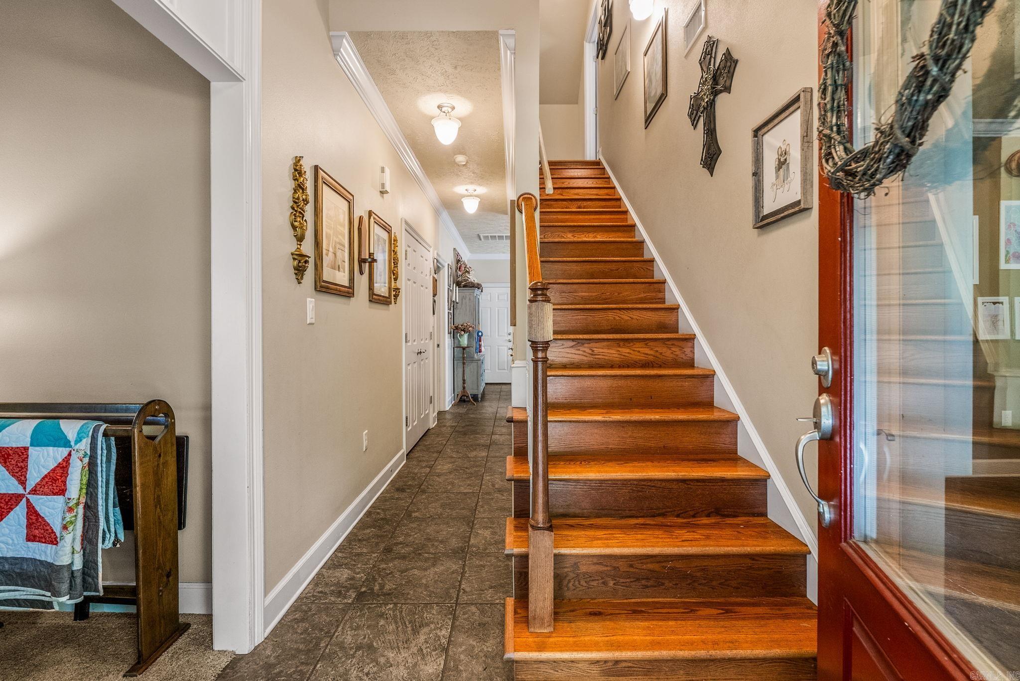 WADE'S - Residential