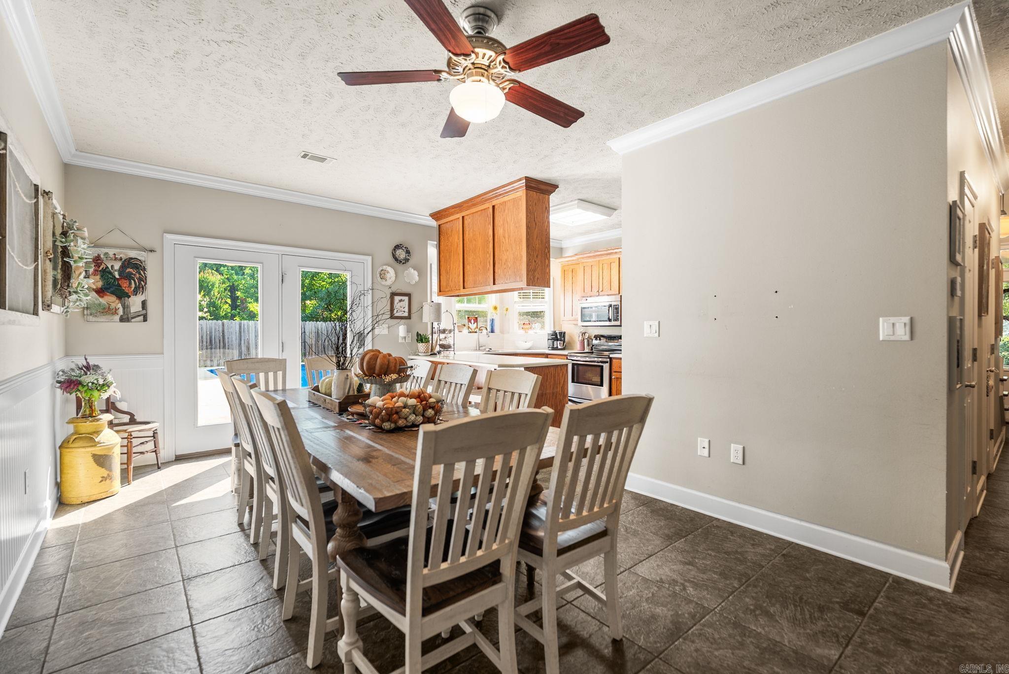 WADE'S - Residential