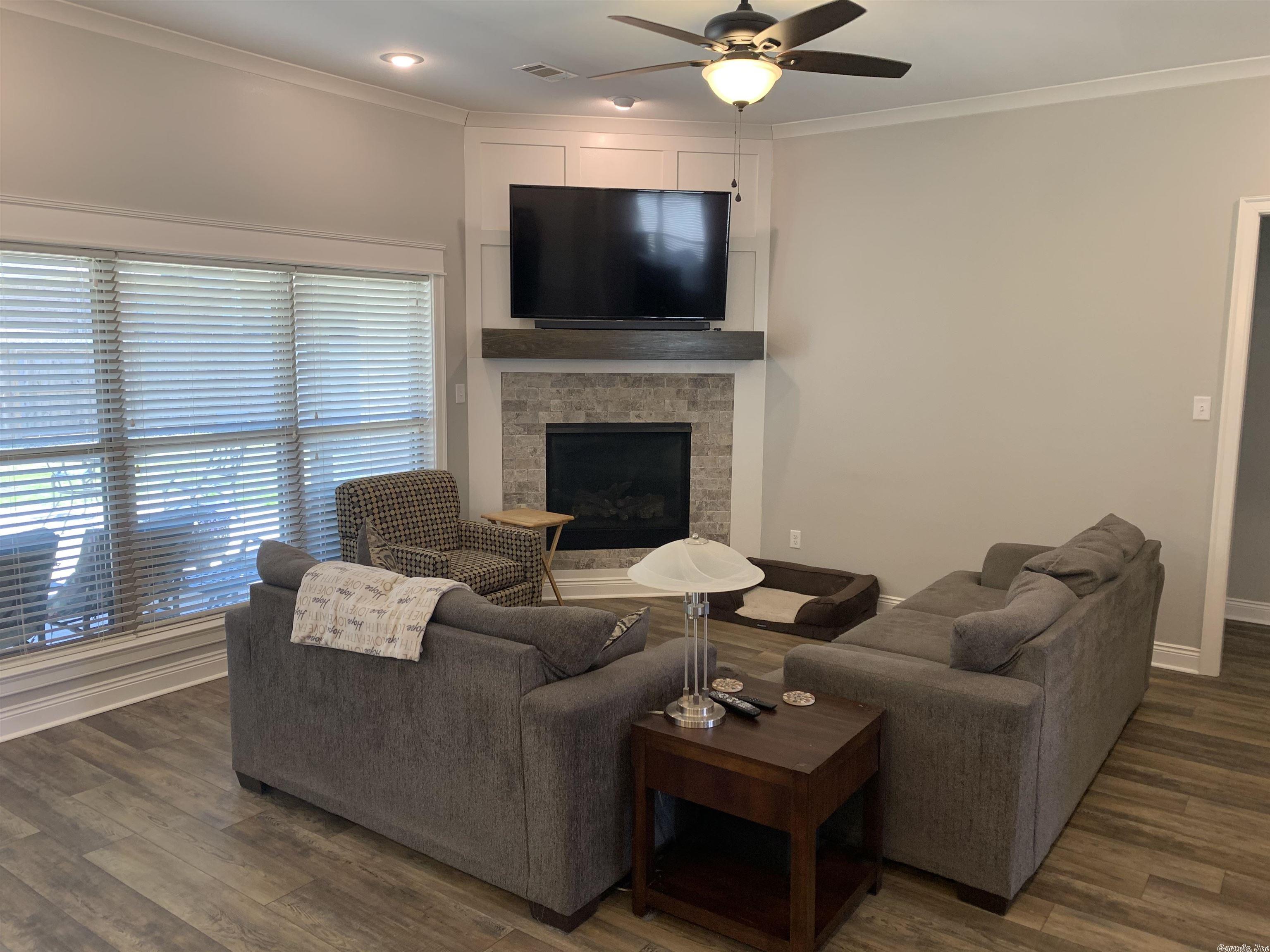 Salem Woods - Residential