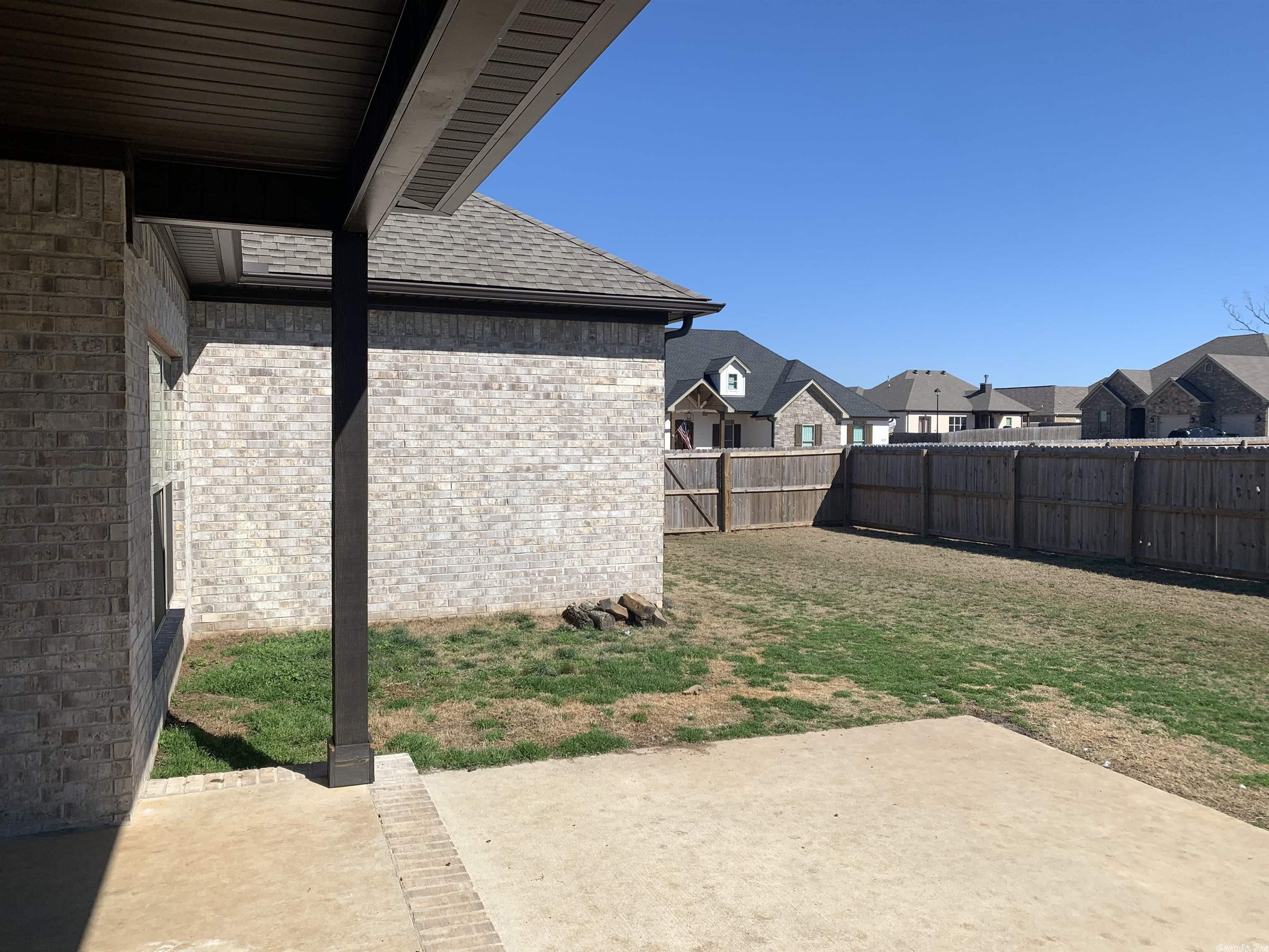 Salem Woods - Residential