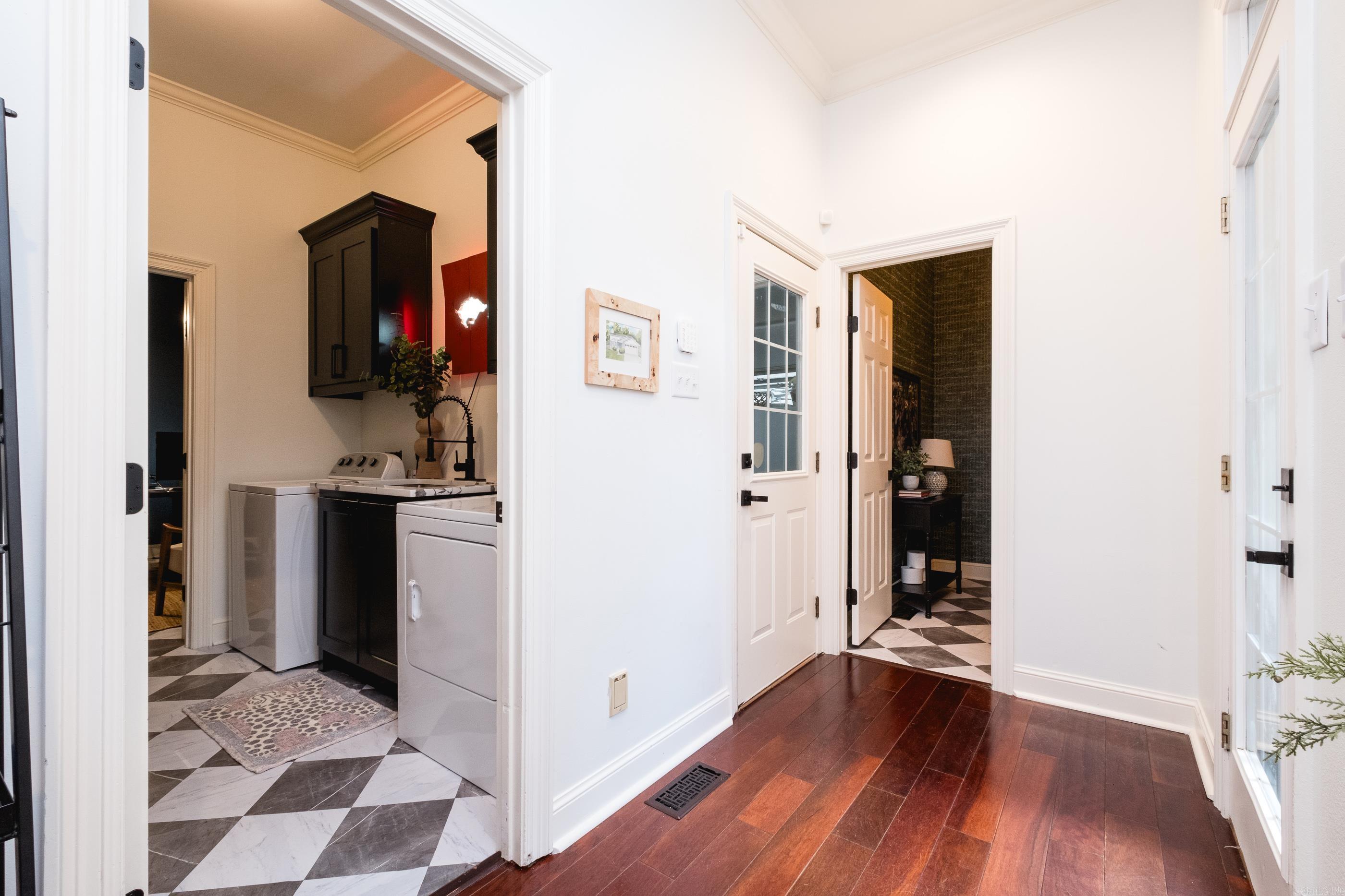 CHENAL VALLEY AVIGNON COURT - Residential