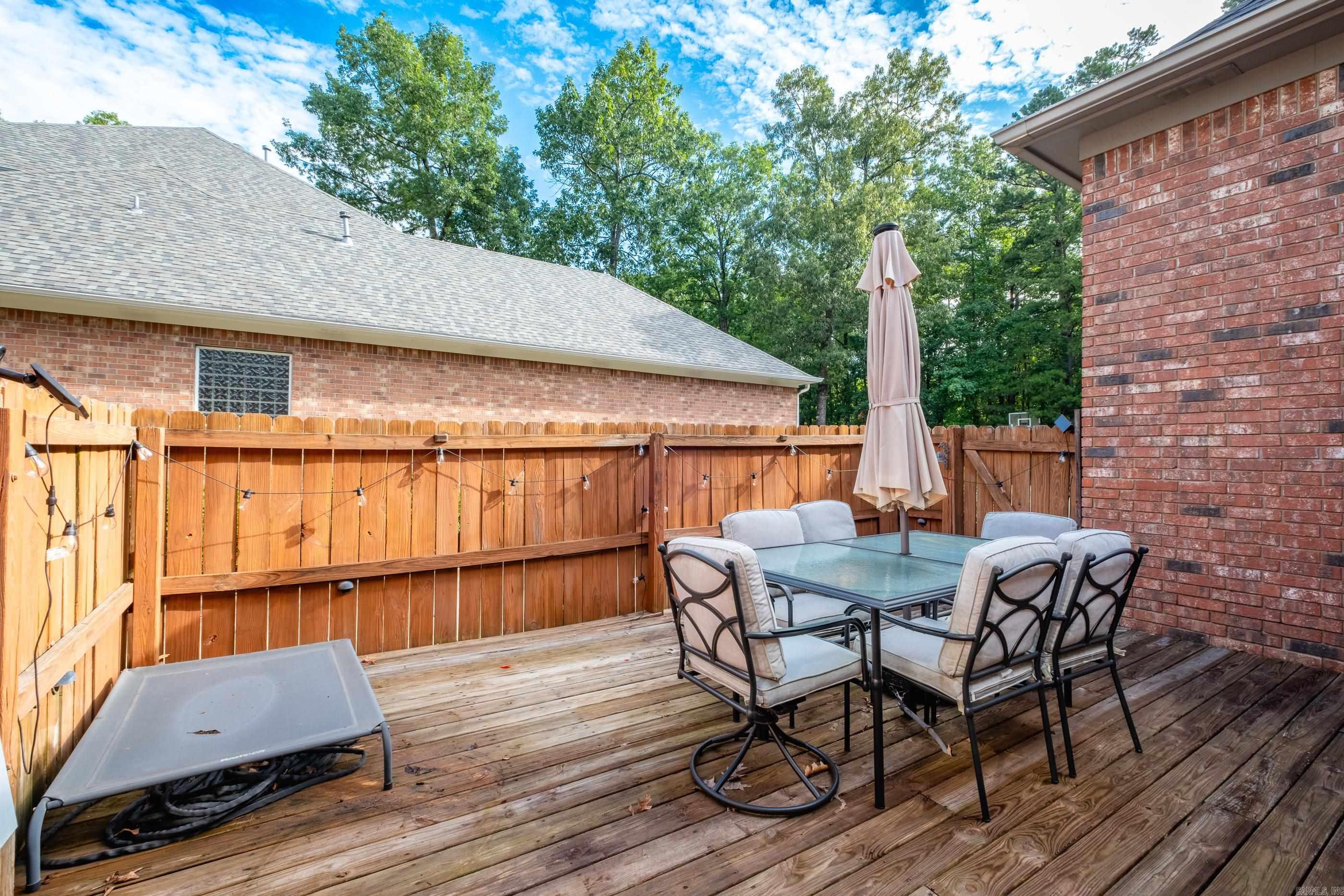 CHENAL VALLEY AVIGNON COURT - Residential