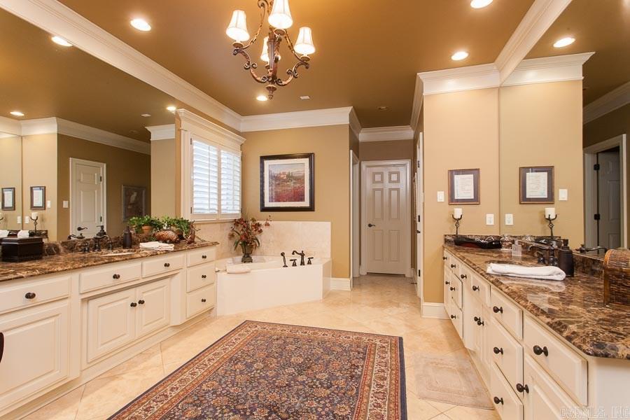 Hickory Pointe - Residential