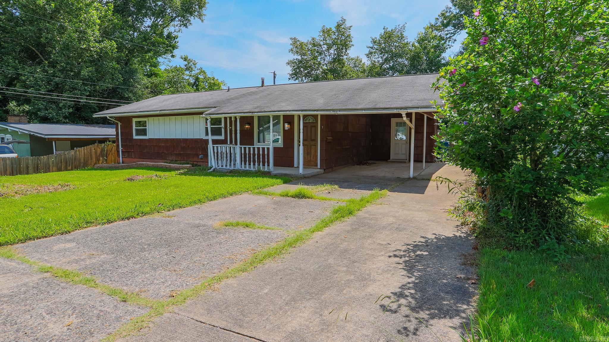 MEADOWCLIFF - Residential