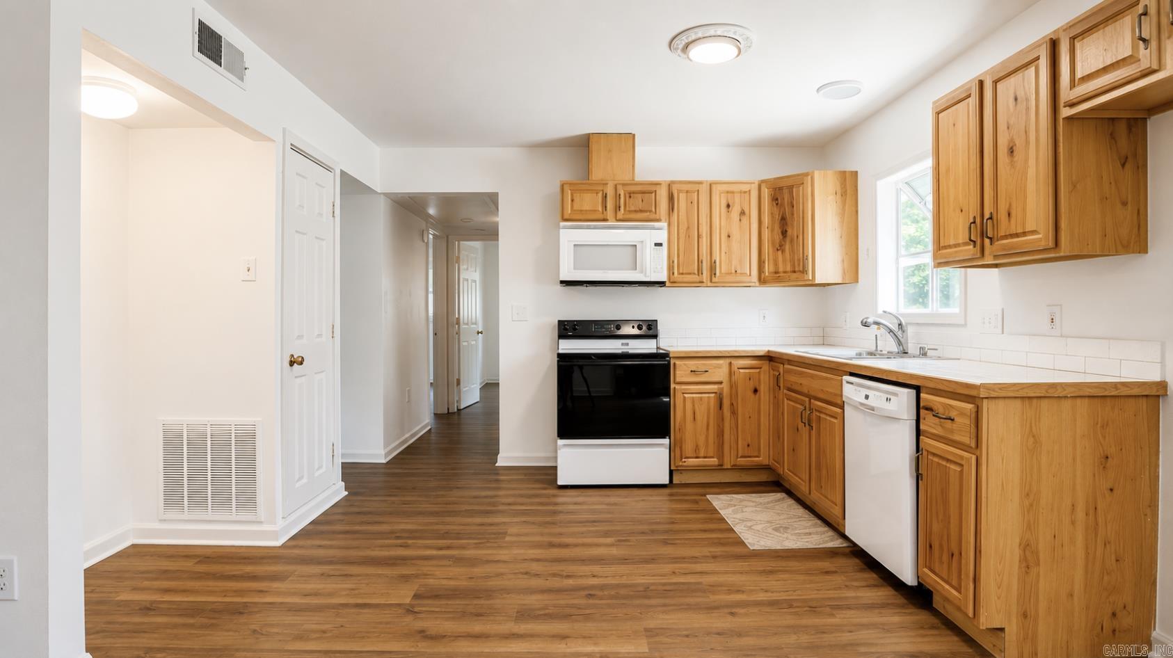 MEADOWCLIFF - Residential