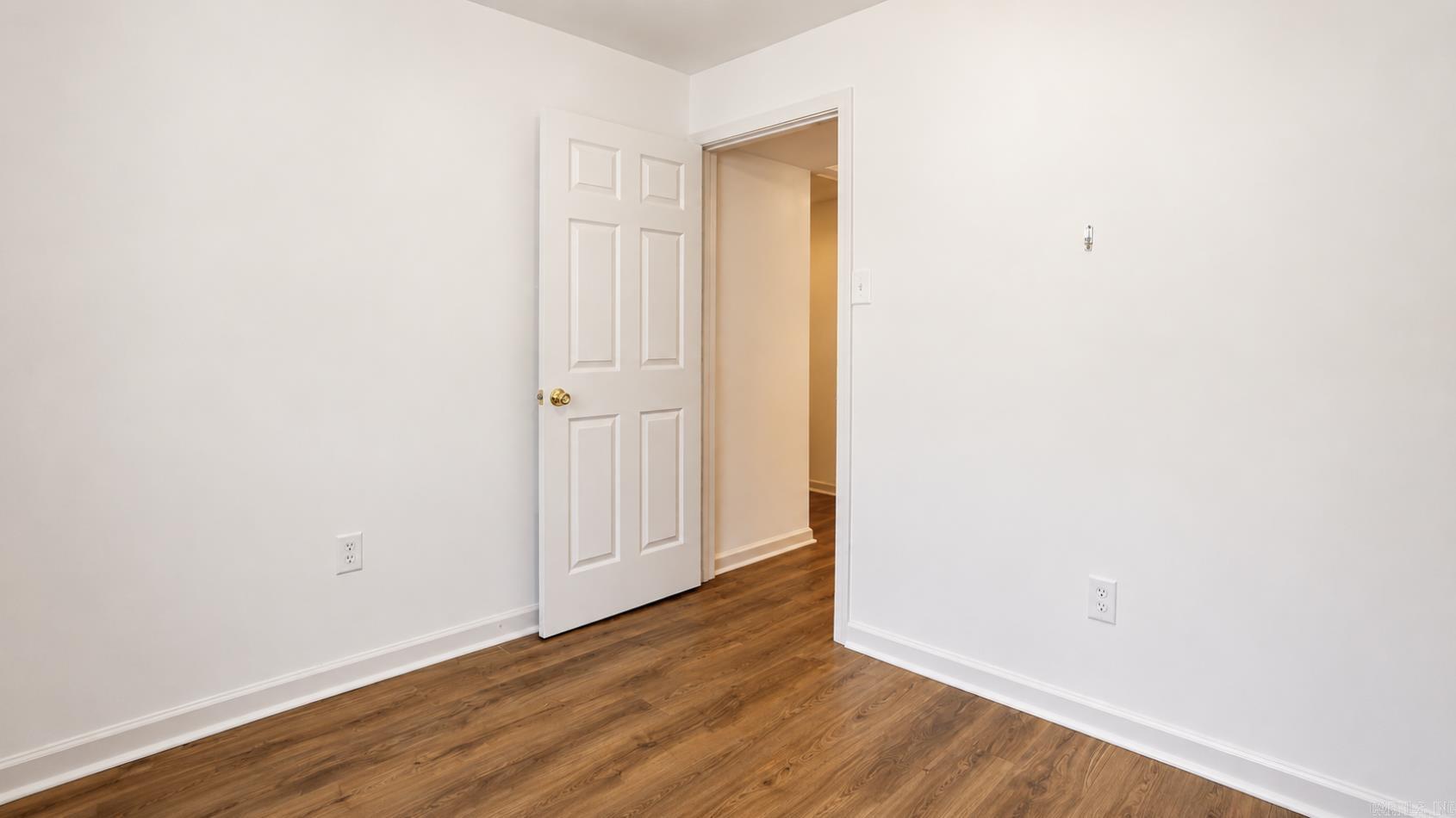 MEADOWCLIFF - Residential