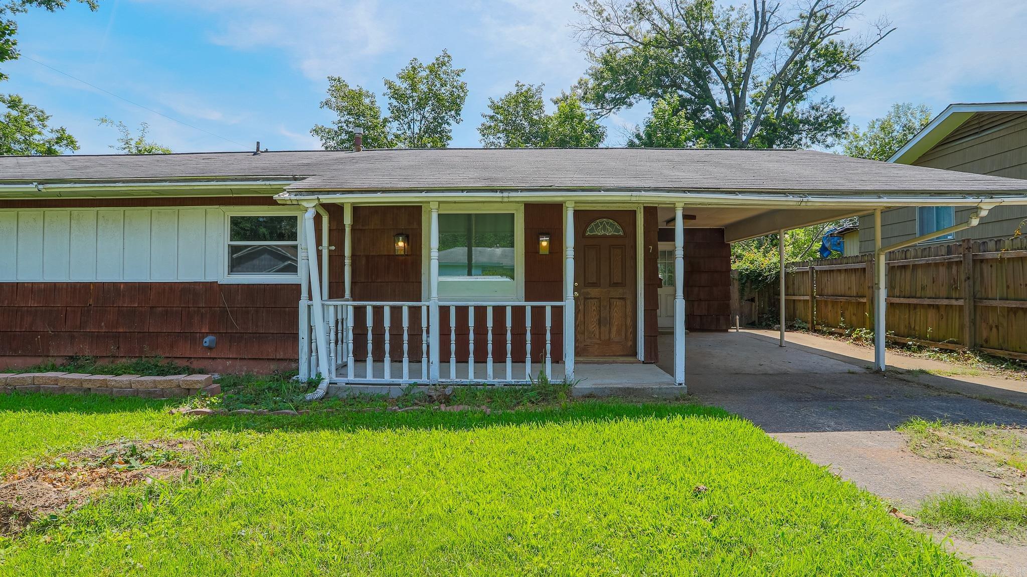 MEADOWCLIFF - Residential