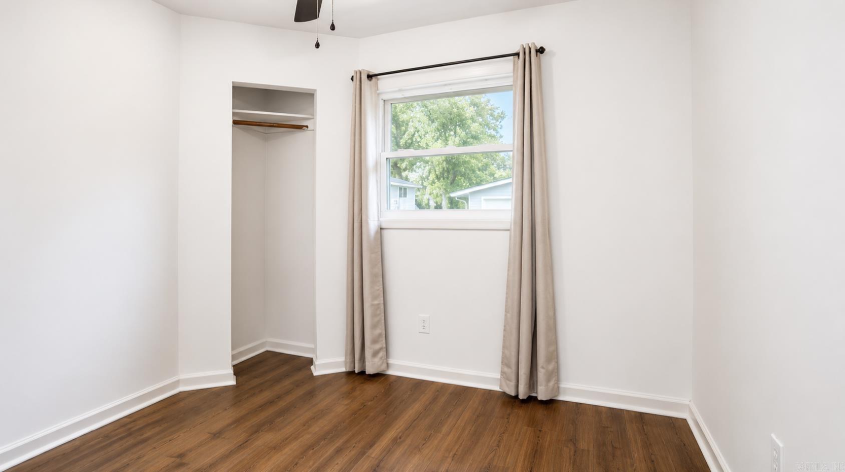 MEADOWCLIFF - Residential