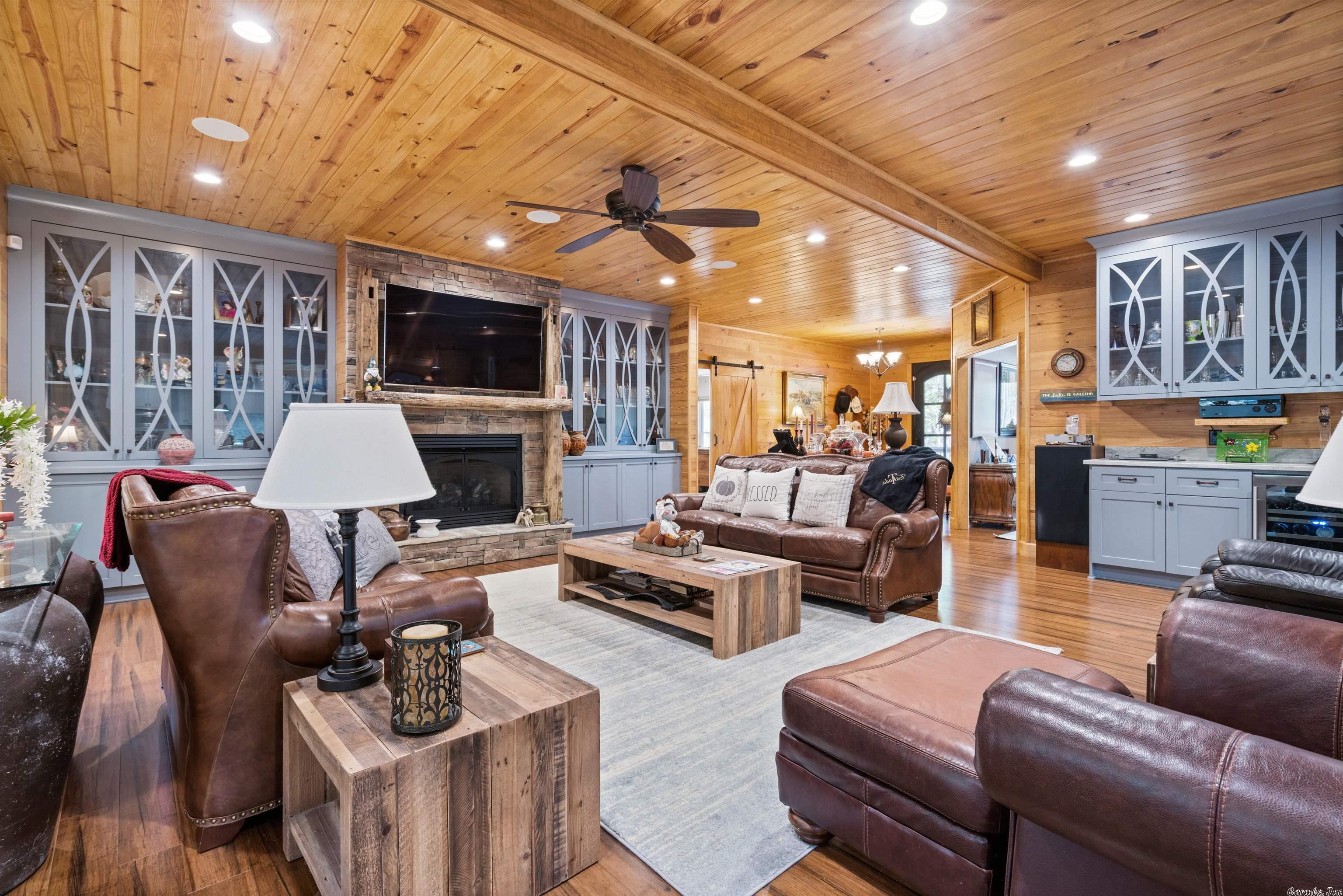 Hickory Nut Mountain Estates - Residential