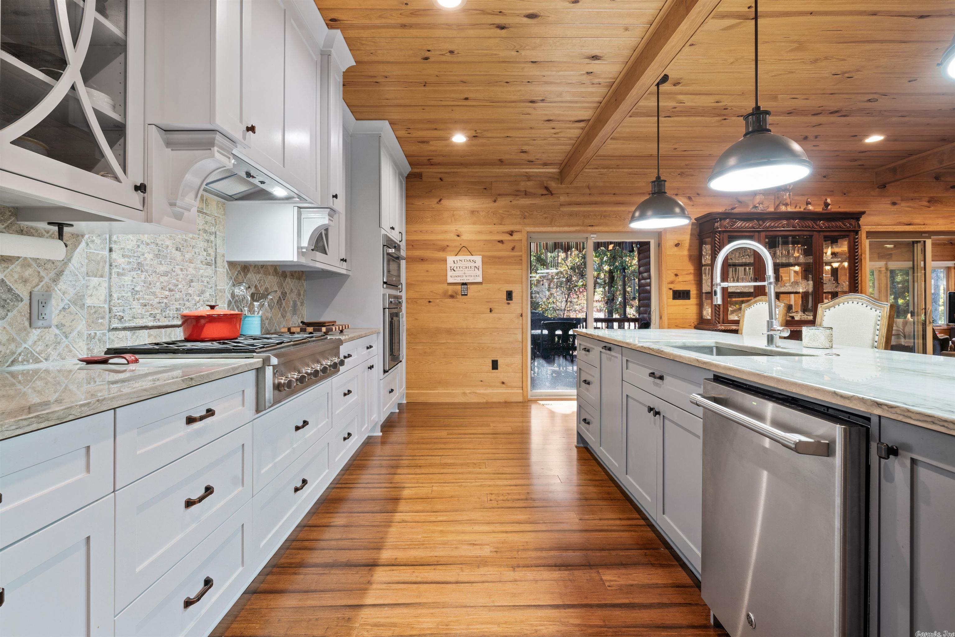 Hickory Nut Mountain Estates - Residential