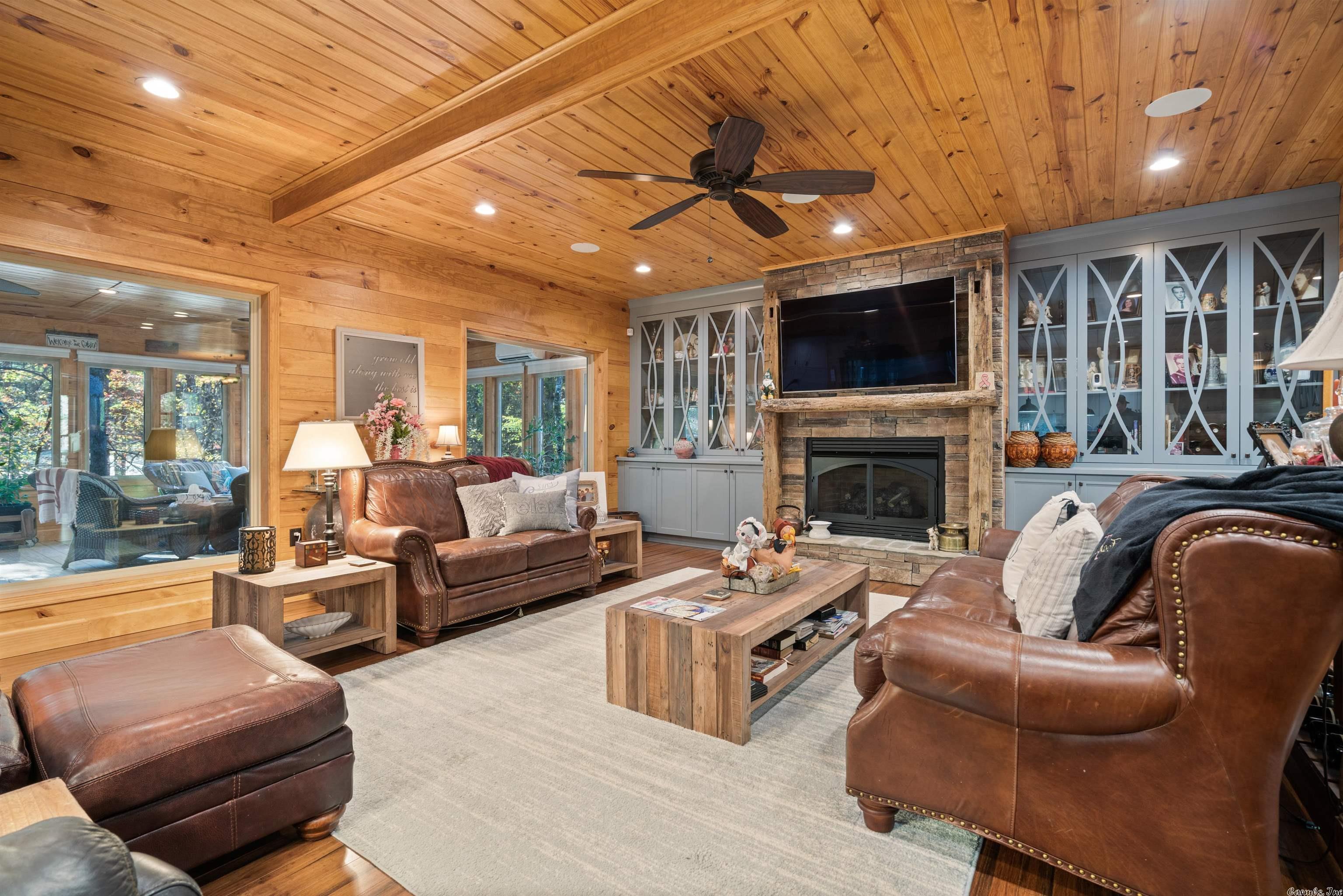 Hickory Nut Mountain Estates - Residential