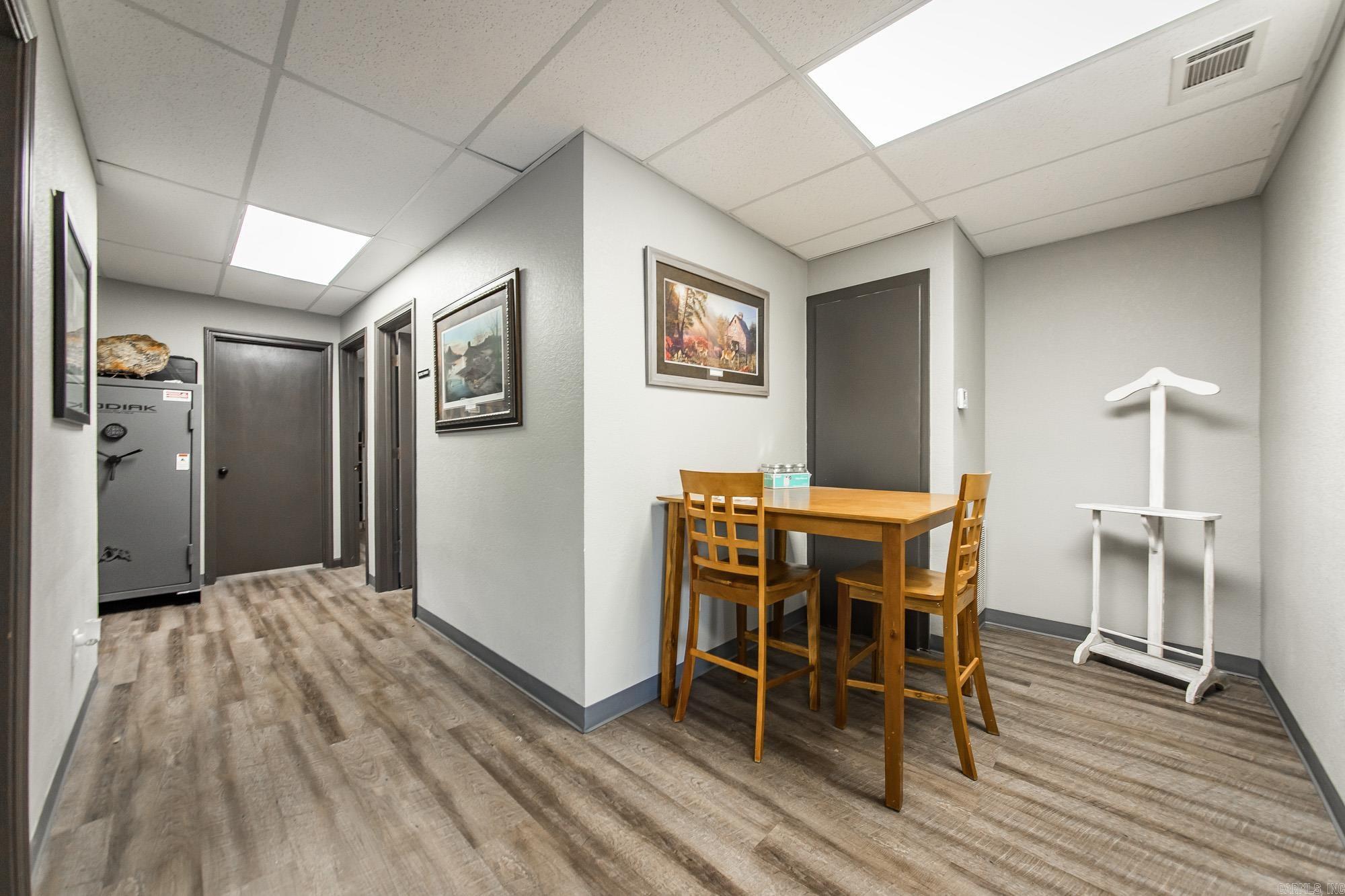 Cabot City Area - Commercial Sale