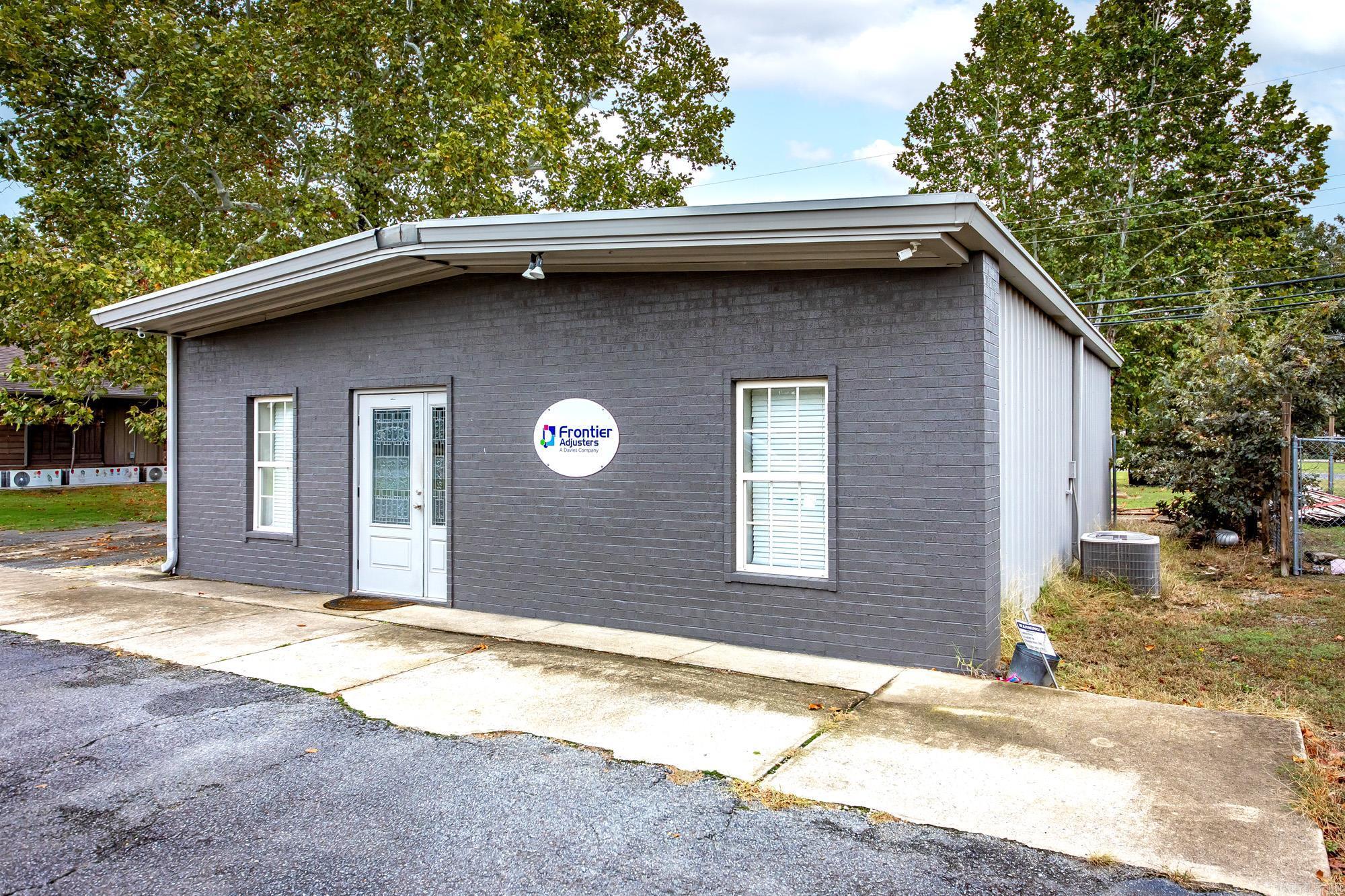 Cabot City Area - Commercial Sale