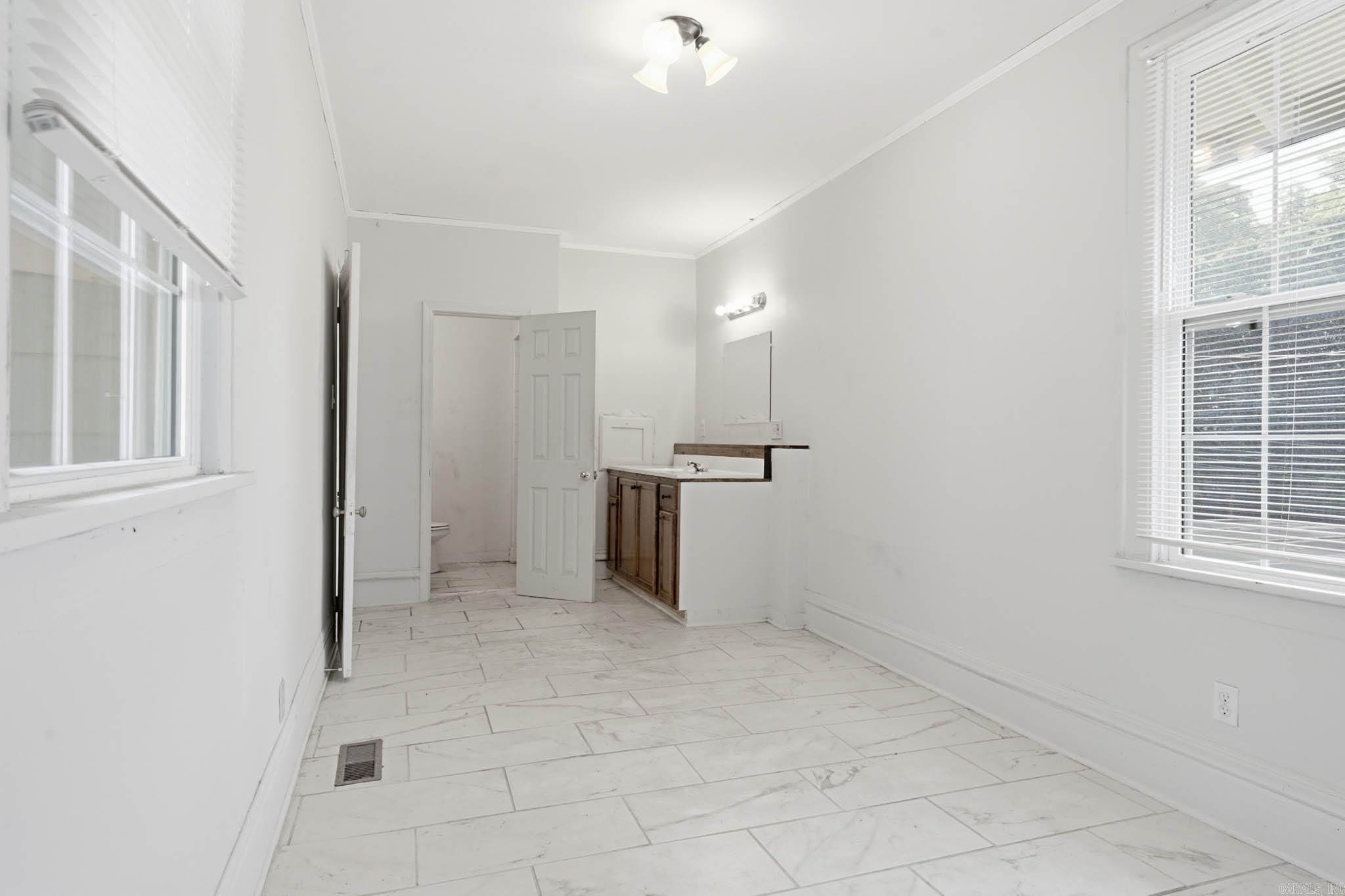 TAYLOR C H - Residential